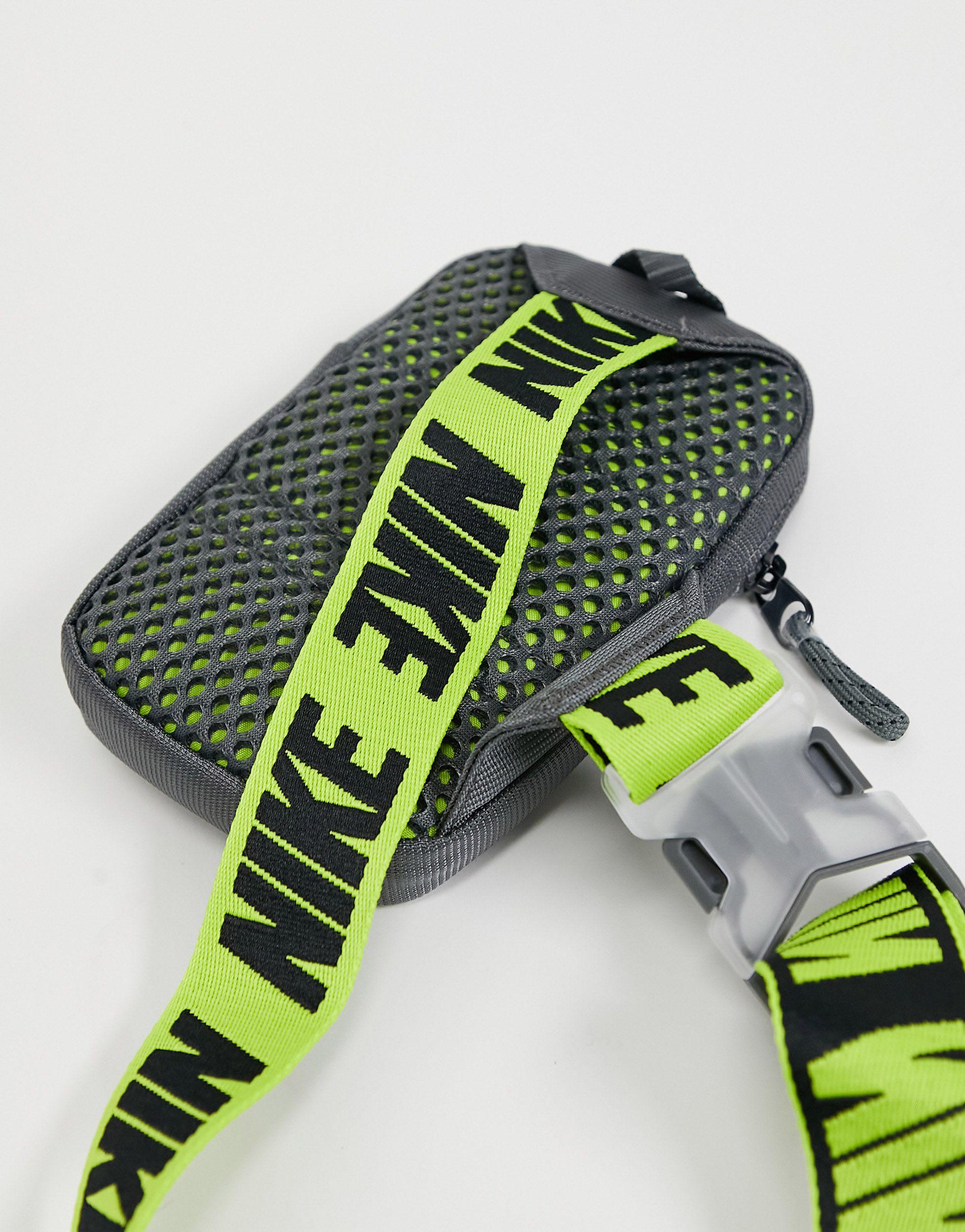 Nike Cross Body Bag With Branded Straps in Gray