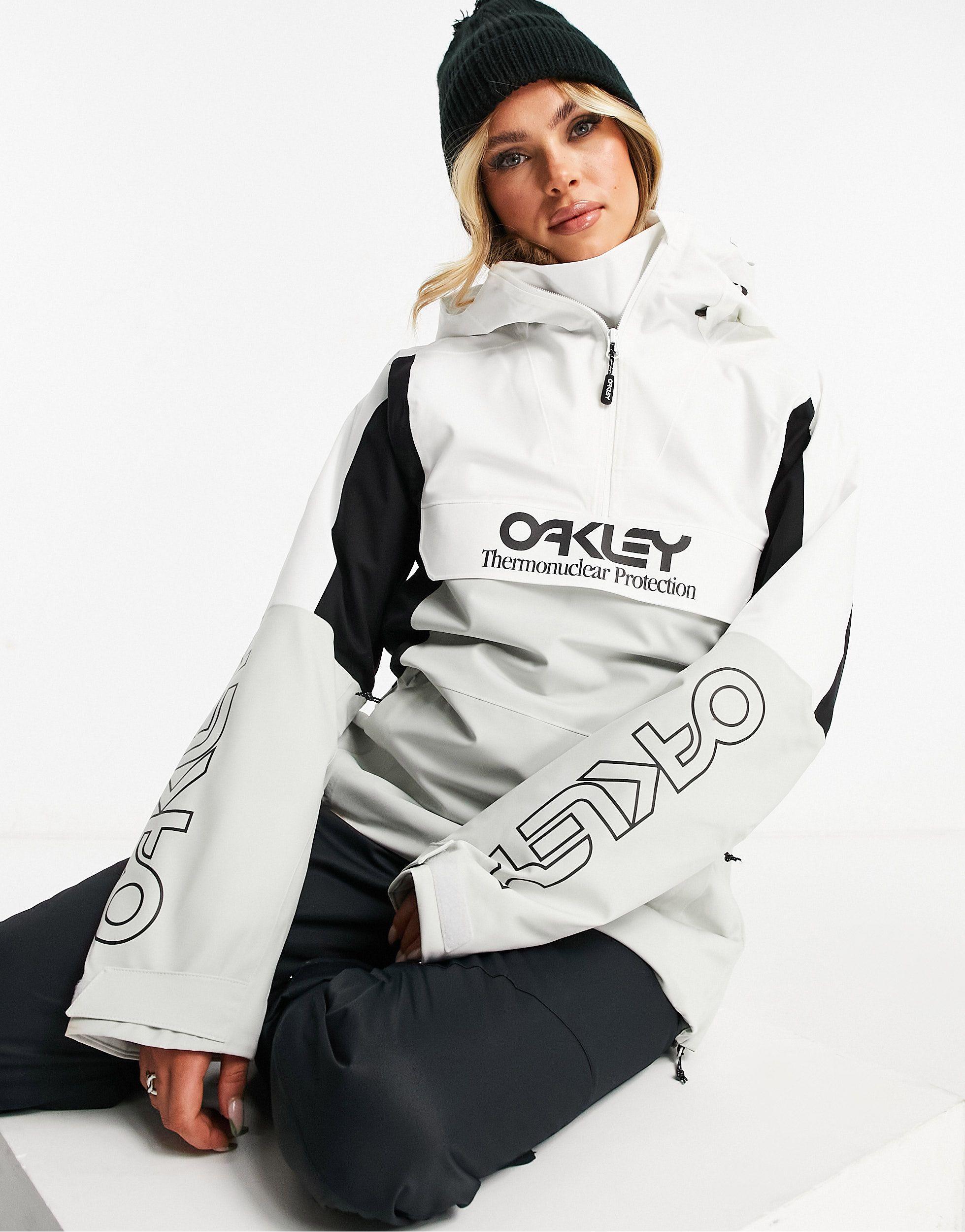 Oakley Tnp Insulated Anorak Ski Jacket in White (Gray) | Lyst