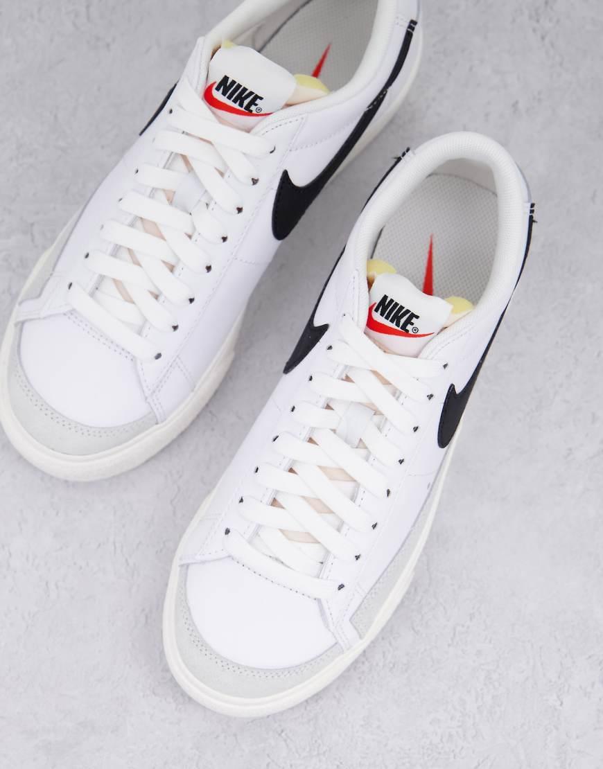 Nike blancas plataforma hot sale