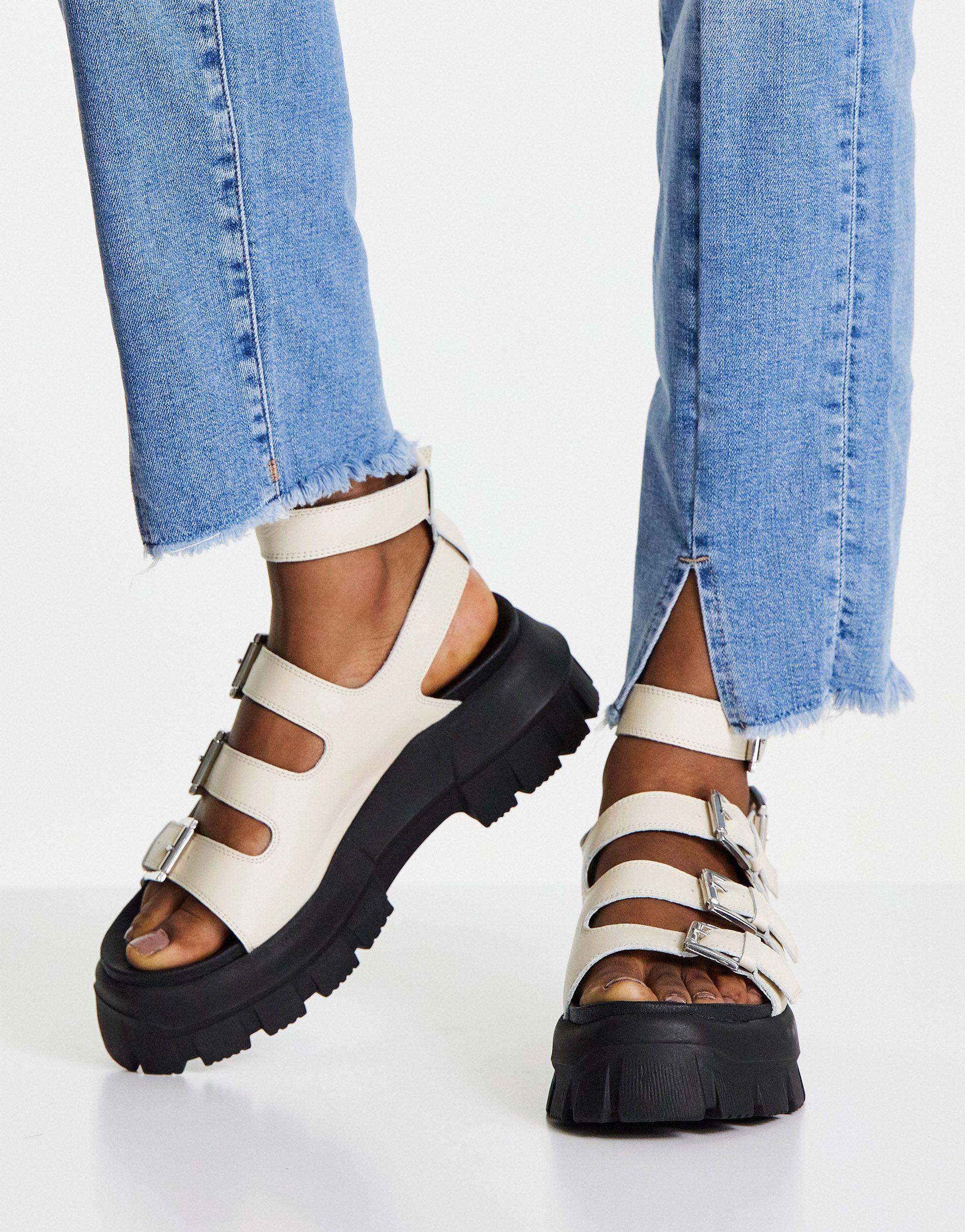 TOPSHOP Peace Leather Chunky Buckle Sandal in White | Lyst