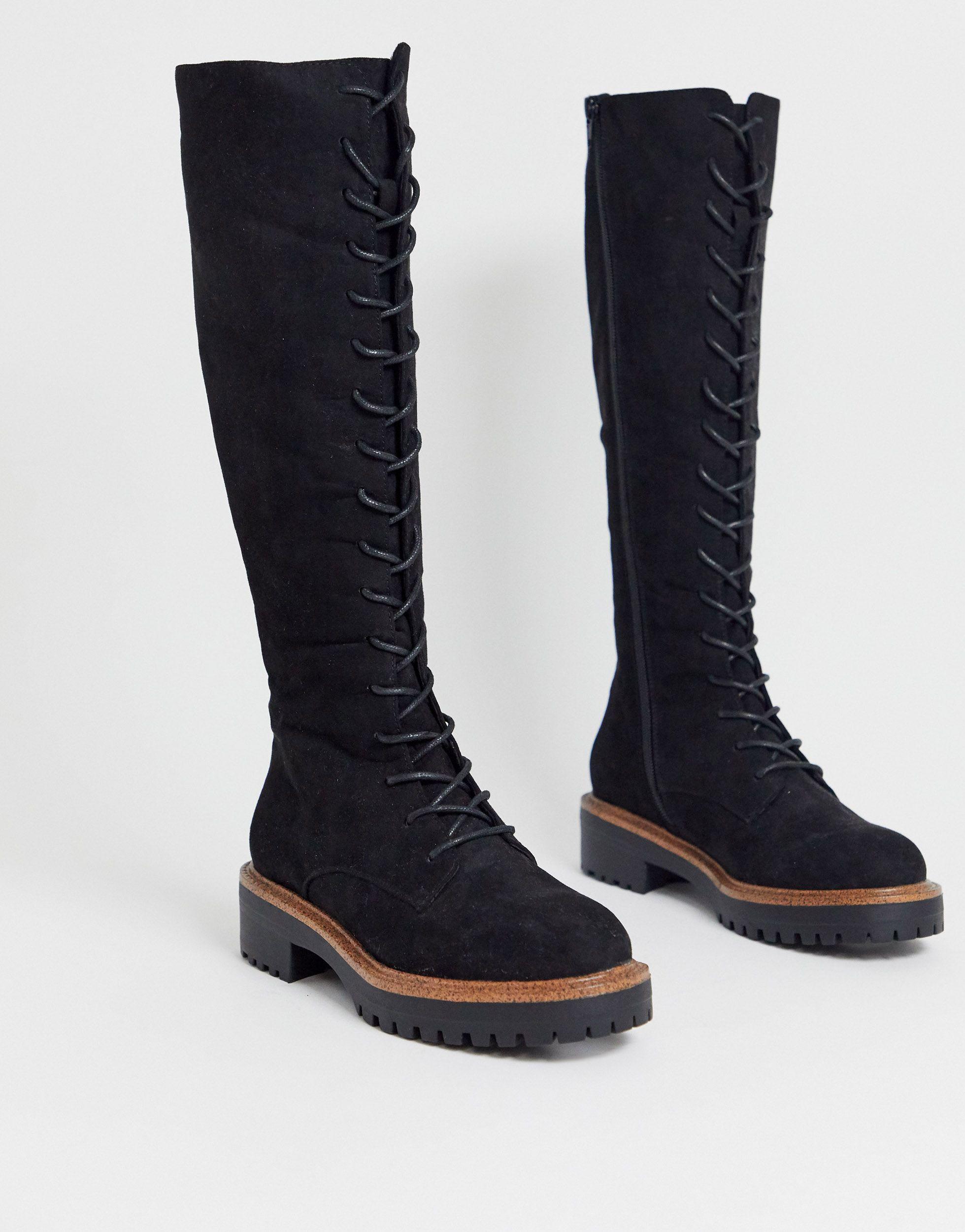 bottes lacees
