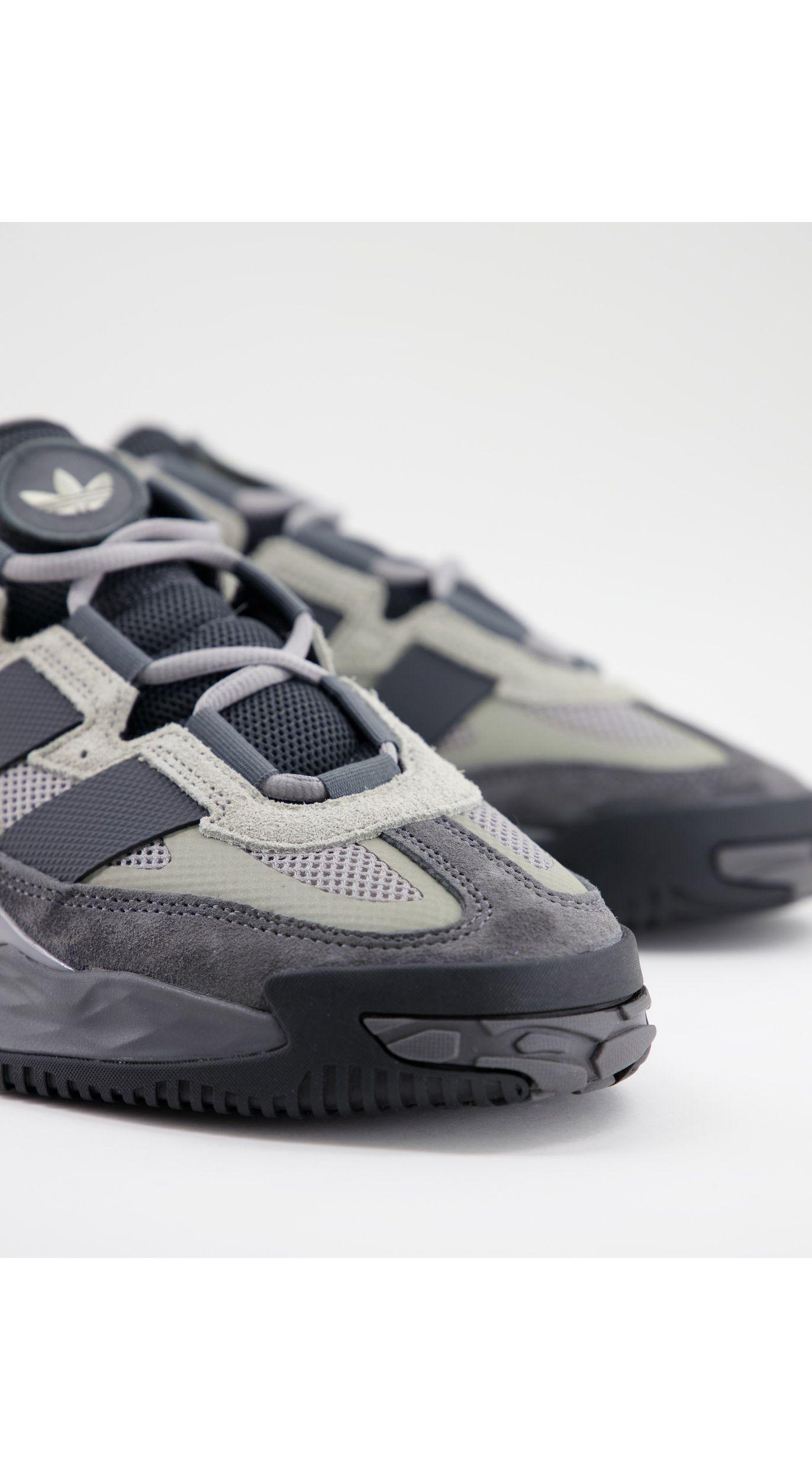 adidas niteball gray
