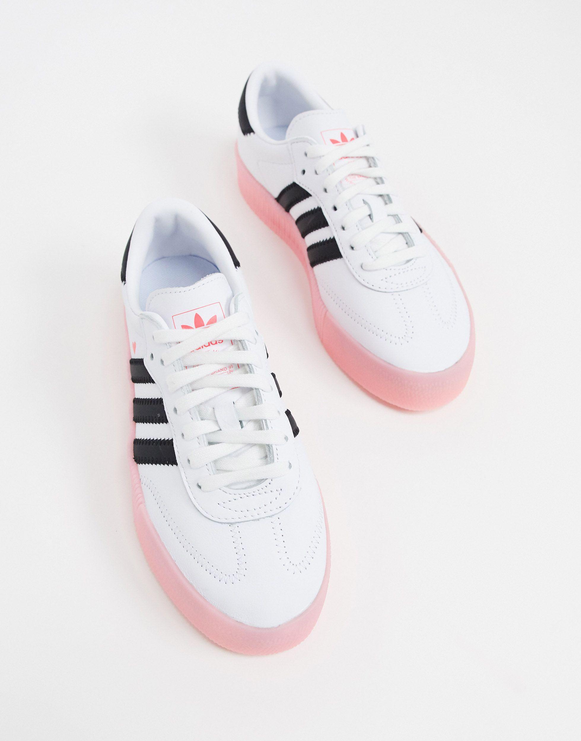 dialekt svindler boliger adidas Originals Samba Rose Sneakers With Heart Detail in Pink | Lyst