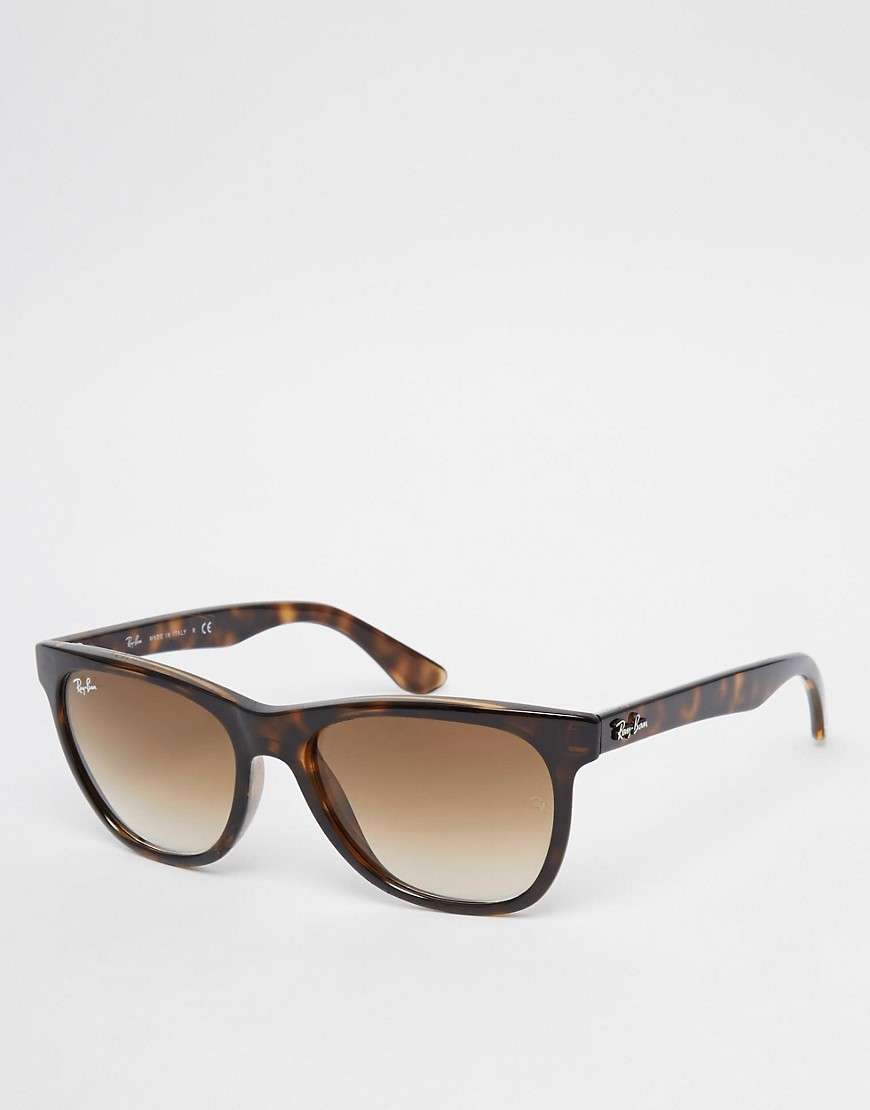 Ray-Ban Wayfarer Sunglasses 0rb4184 in Brown | Lyst