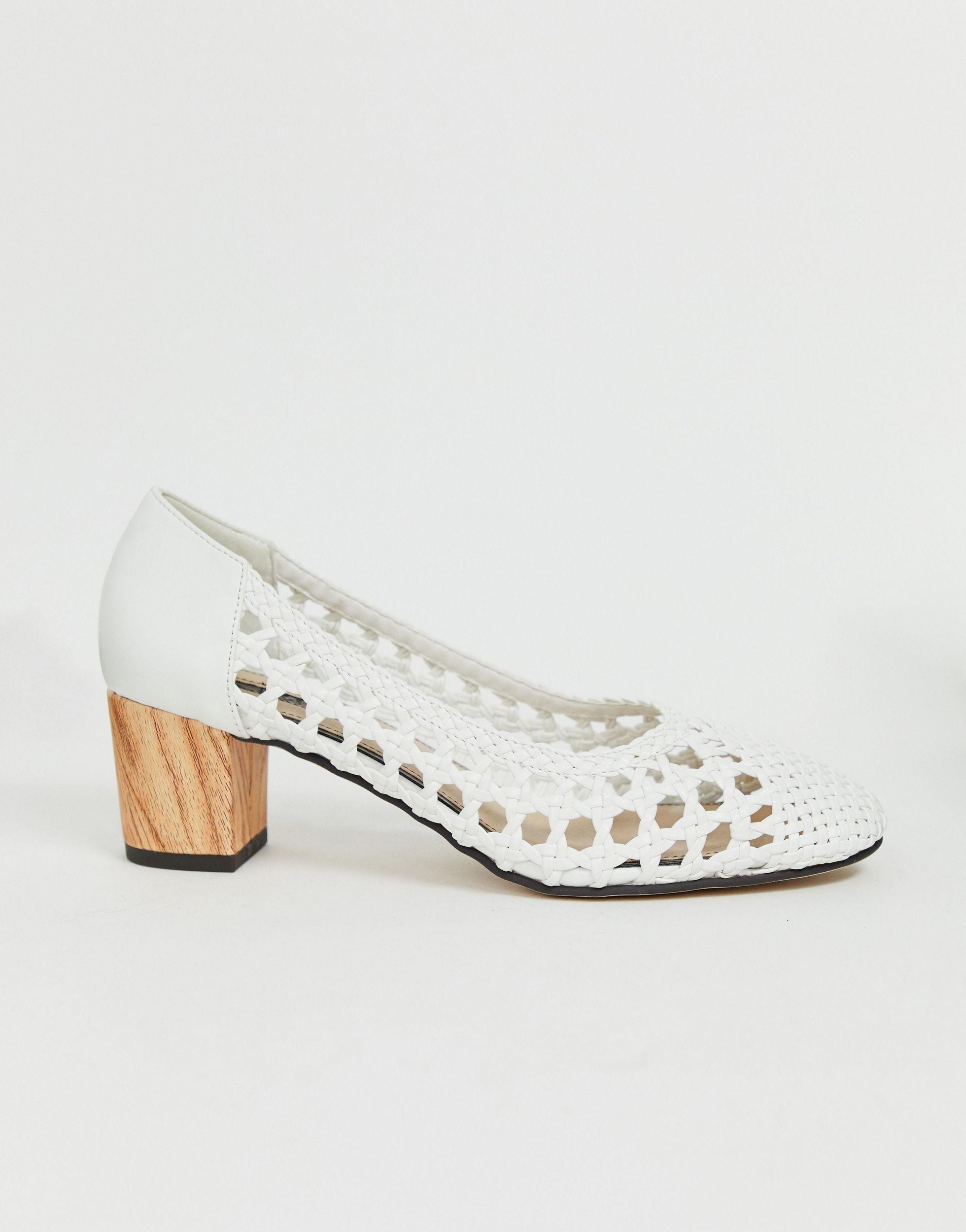 dommer At forurene bruge Miss Selfridge Clementine White Woven Court Shoes | Lyst