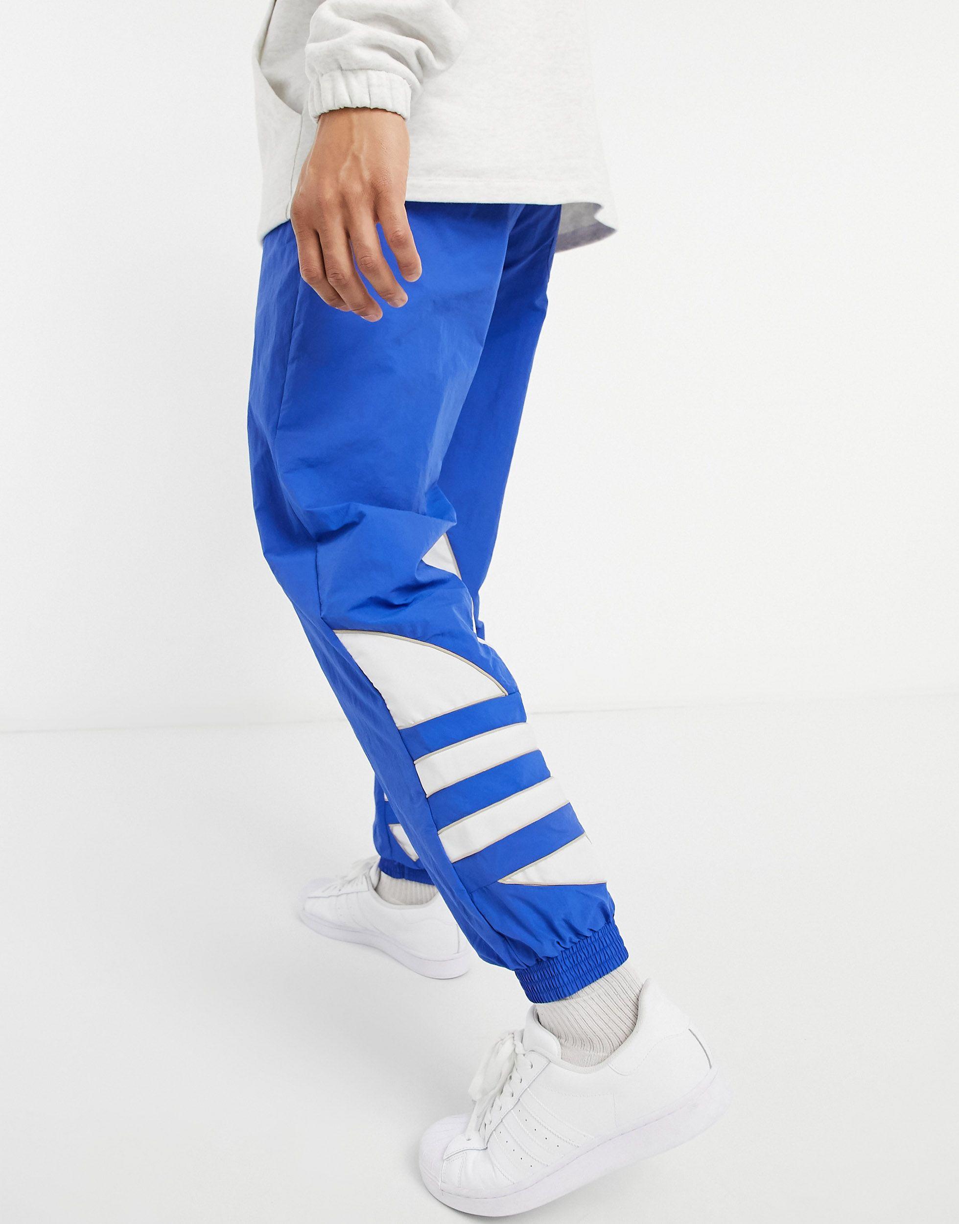 trefoil joggers