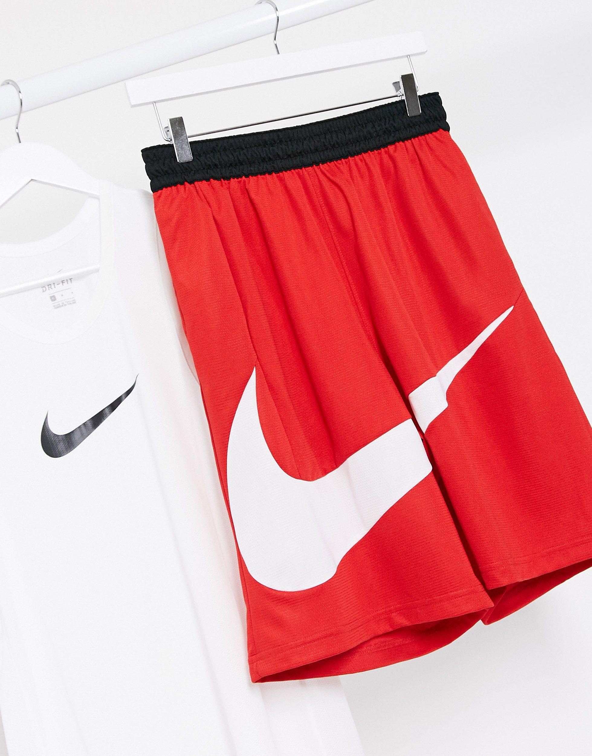 鍔 comprador Hospitalidad Pantalones cortos en con logo grande Nike Basketball de hombre de color  Rojo | Lyst