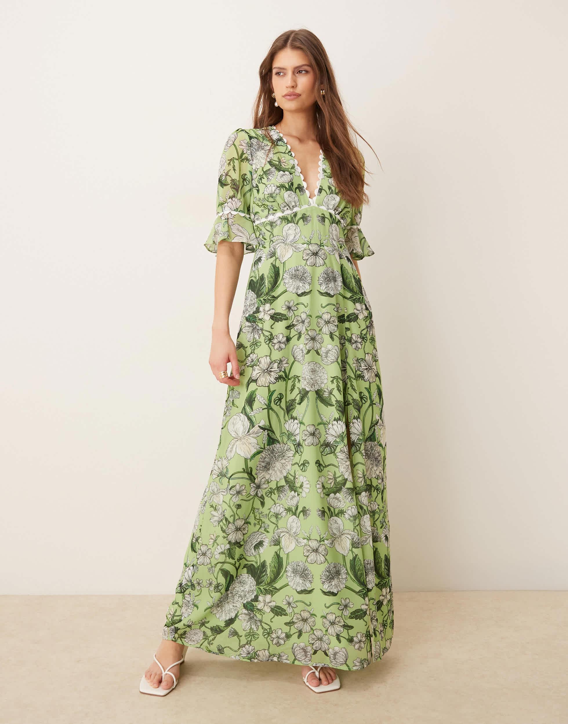 Hope & Ivy Frill Sleeve Thigh Split Open Back Maxi Dress in Green | Lyst