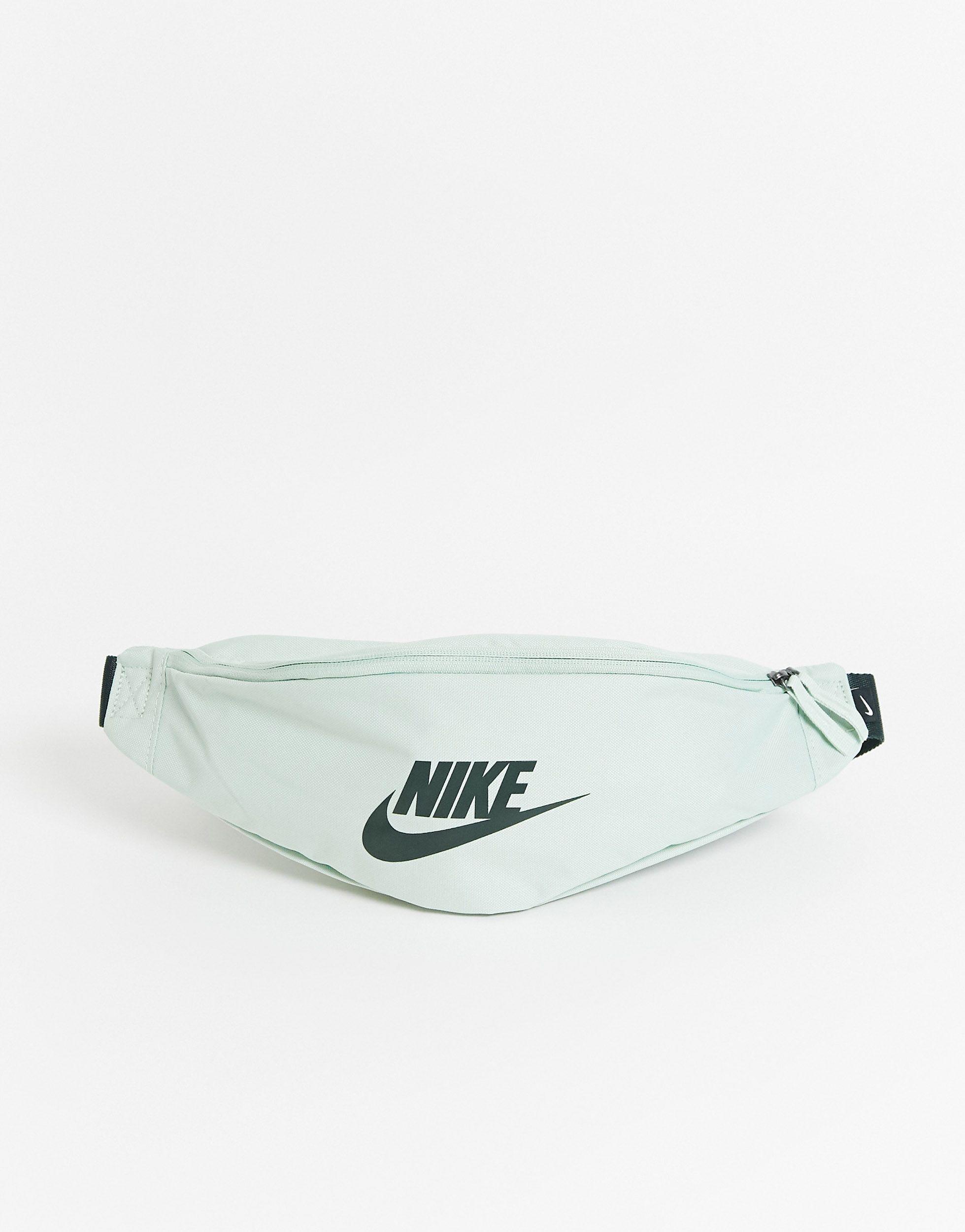 nike heritage bum bag black