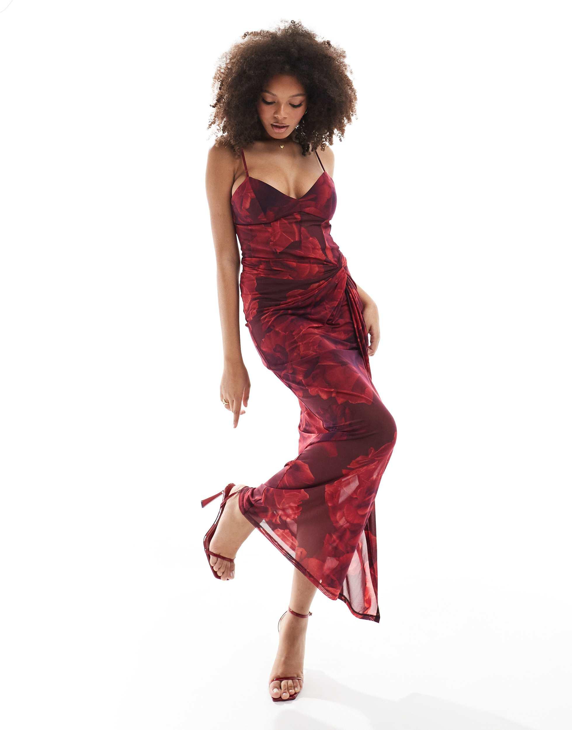 Robe corset longue et transparente a motif fleuri intense Forever New en coloris Rouge Lyst