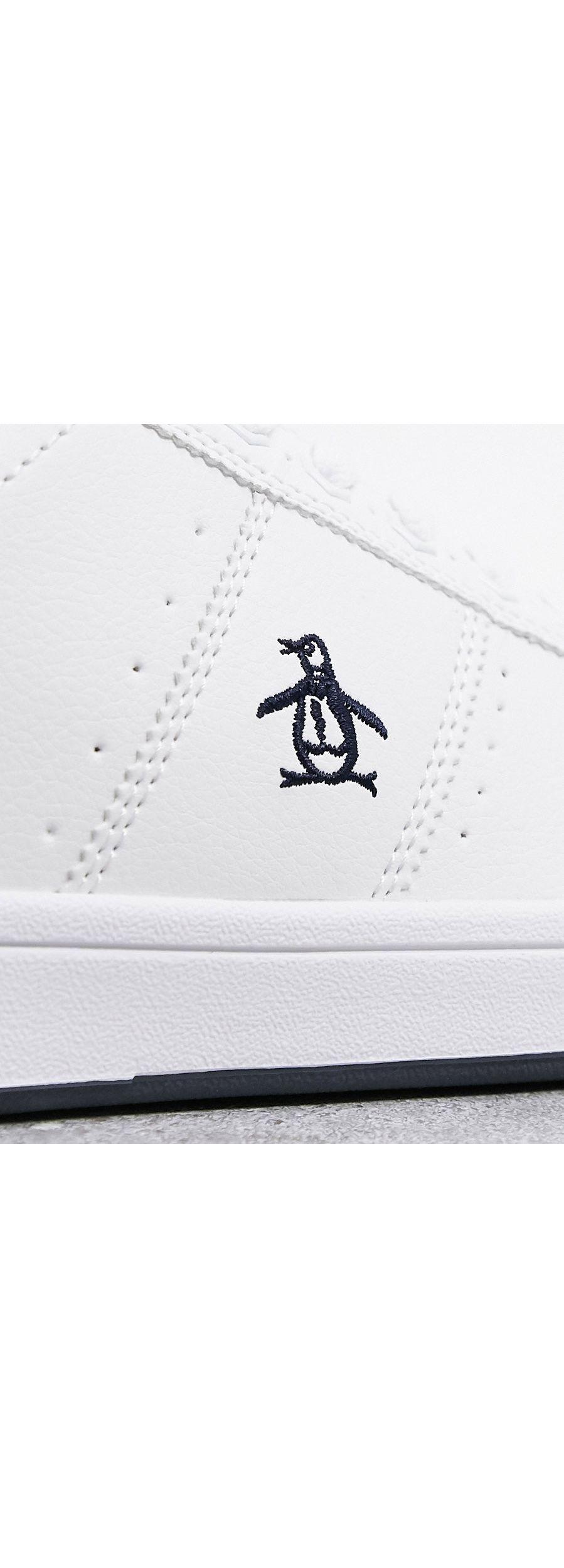 Original Penguin - Slippers met logo in wit | ASOS