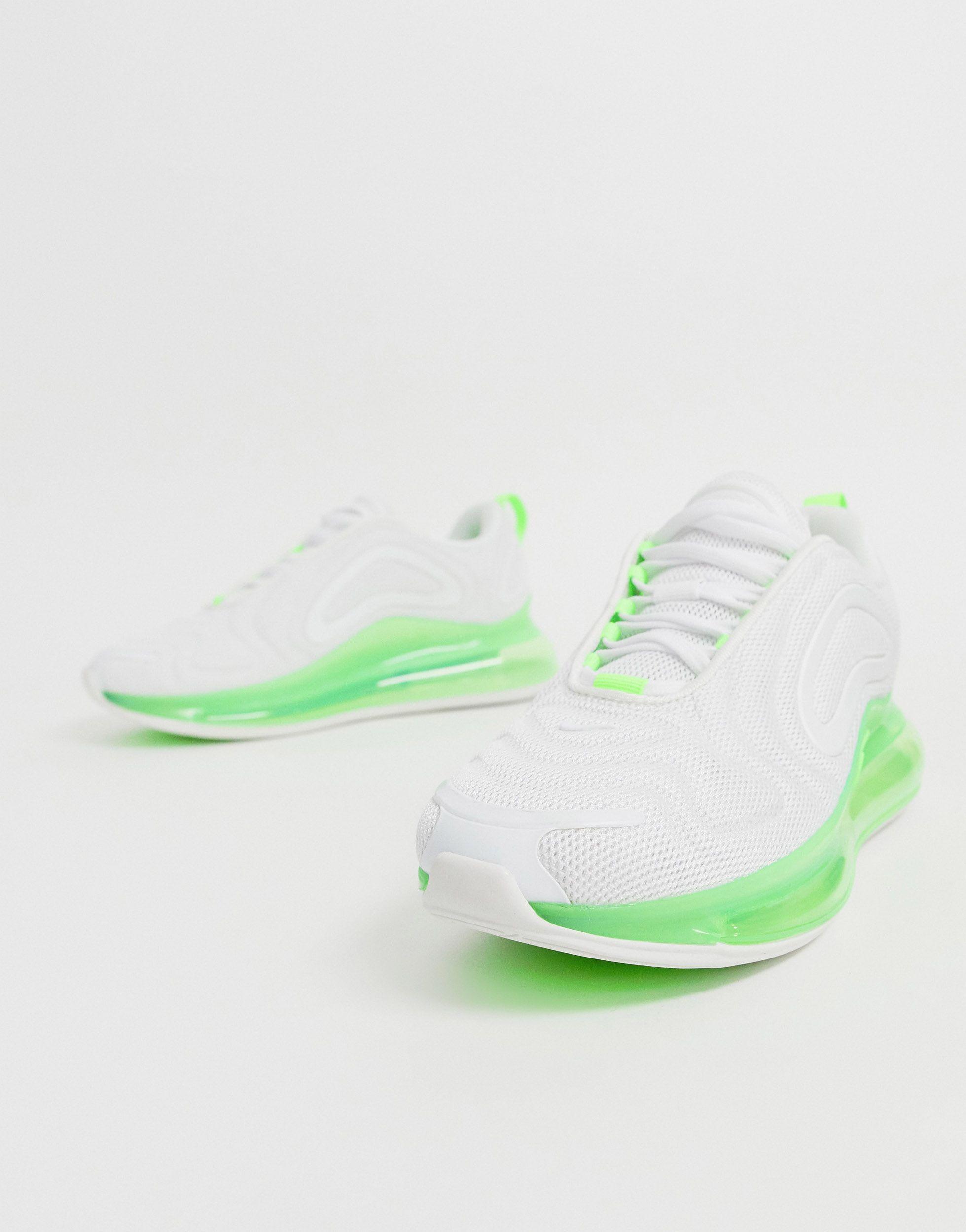 Кроссовки с зеленой подошвой. Nike 720 Green White. Найк 720 бело зеленые. Белые кроссовки с зеленой флуоресцентной отделкой Nike 720-белый. Кроссовки Nike женские белые c салптовым.