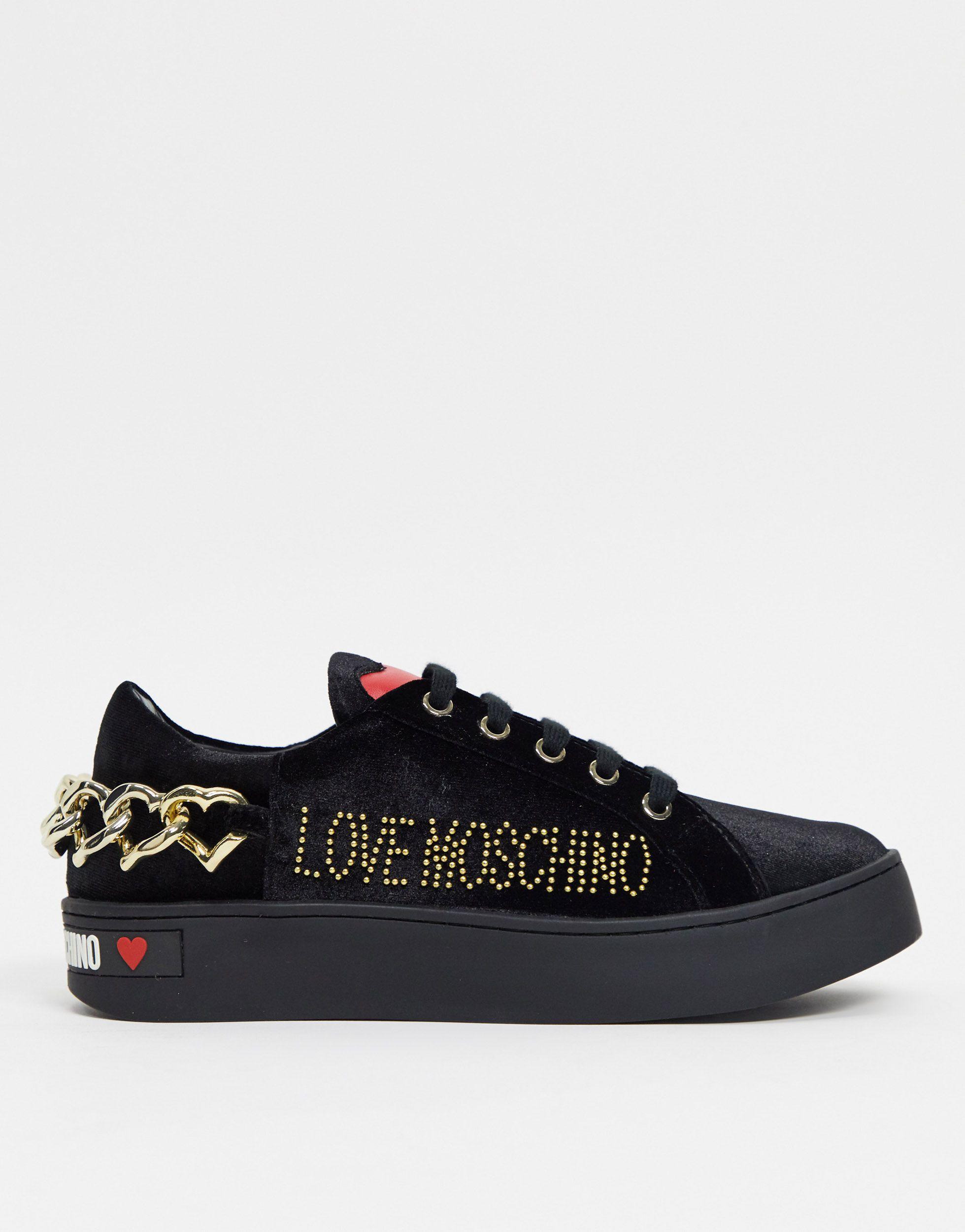 Love Moschino – Sneaker mit Zierkette in Schwarz | Lyst DE