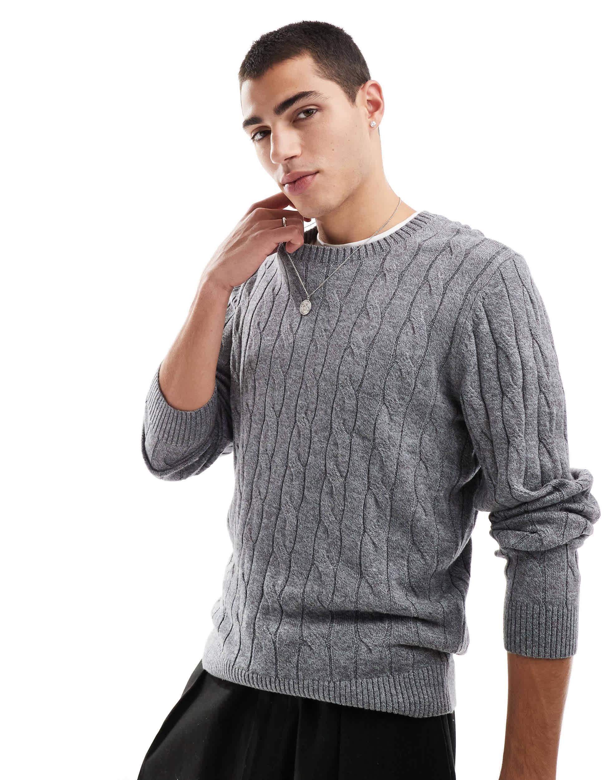 Hollister cable knit sweater deals