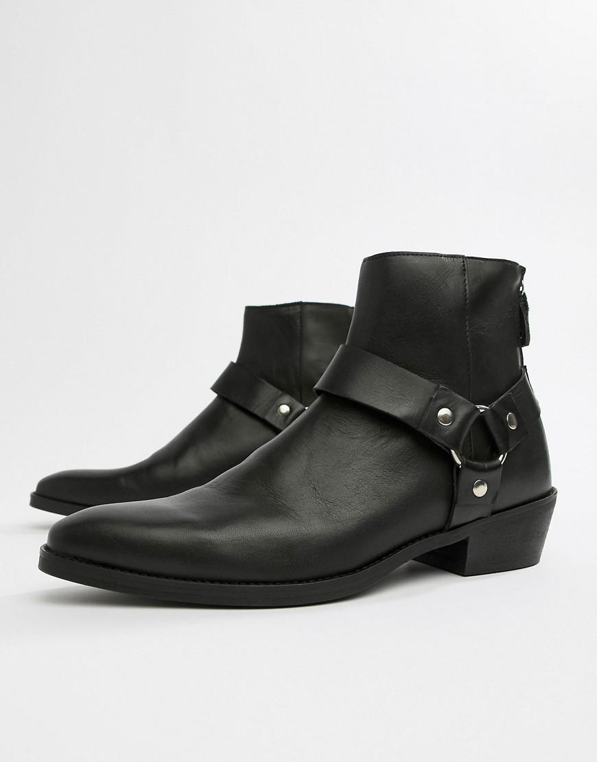 asos design cuban heel western chelsea boots in black leather with buckle detail