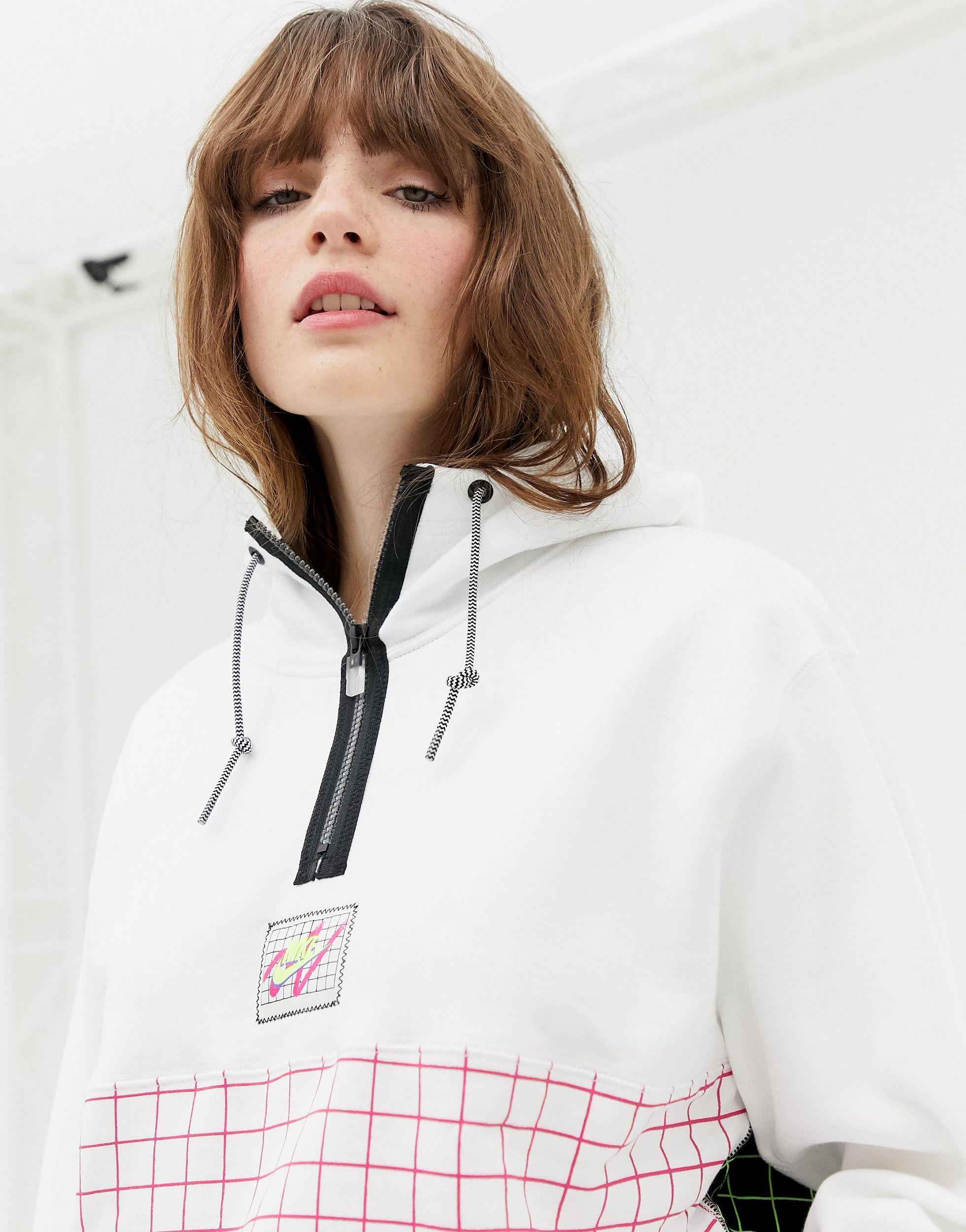 nike archive pink graphic cropped hoodie