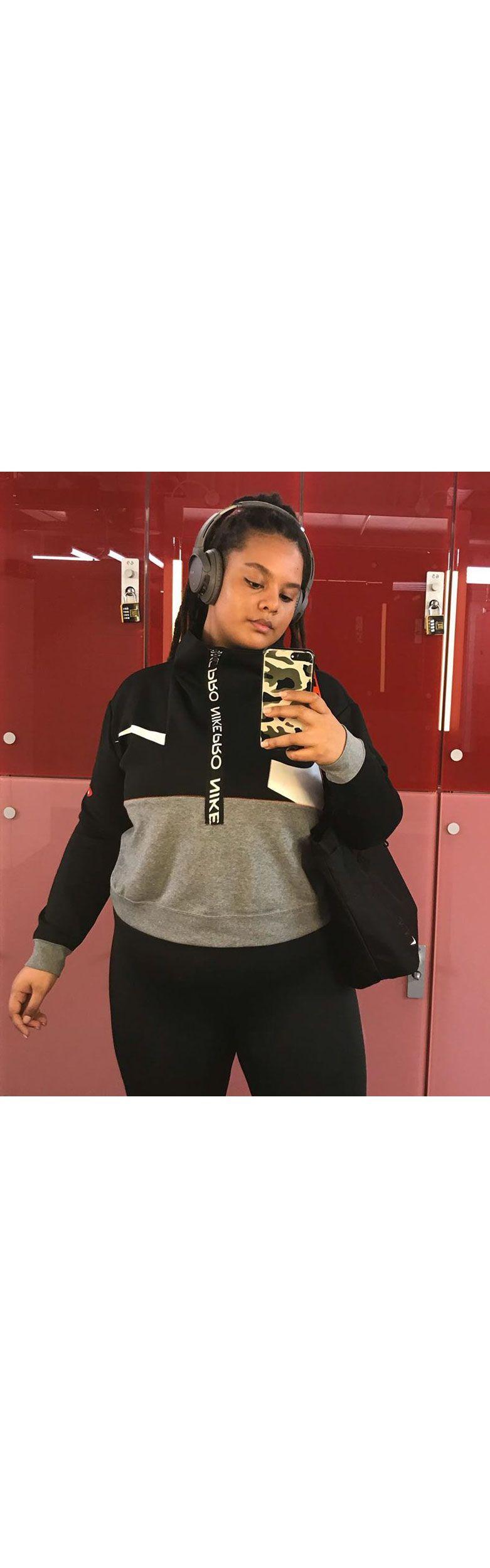 nike training icon clash half zip jacket in black