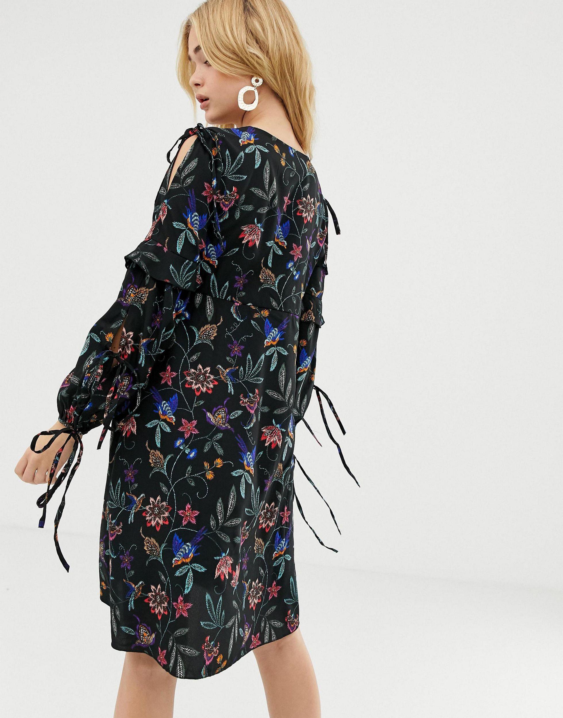 vero moda square neck ditsy floral maxi tea dress