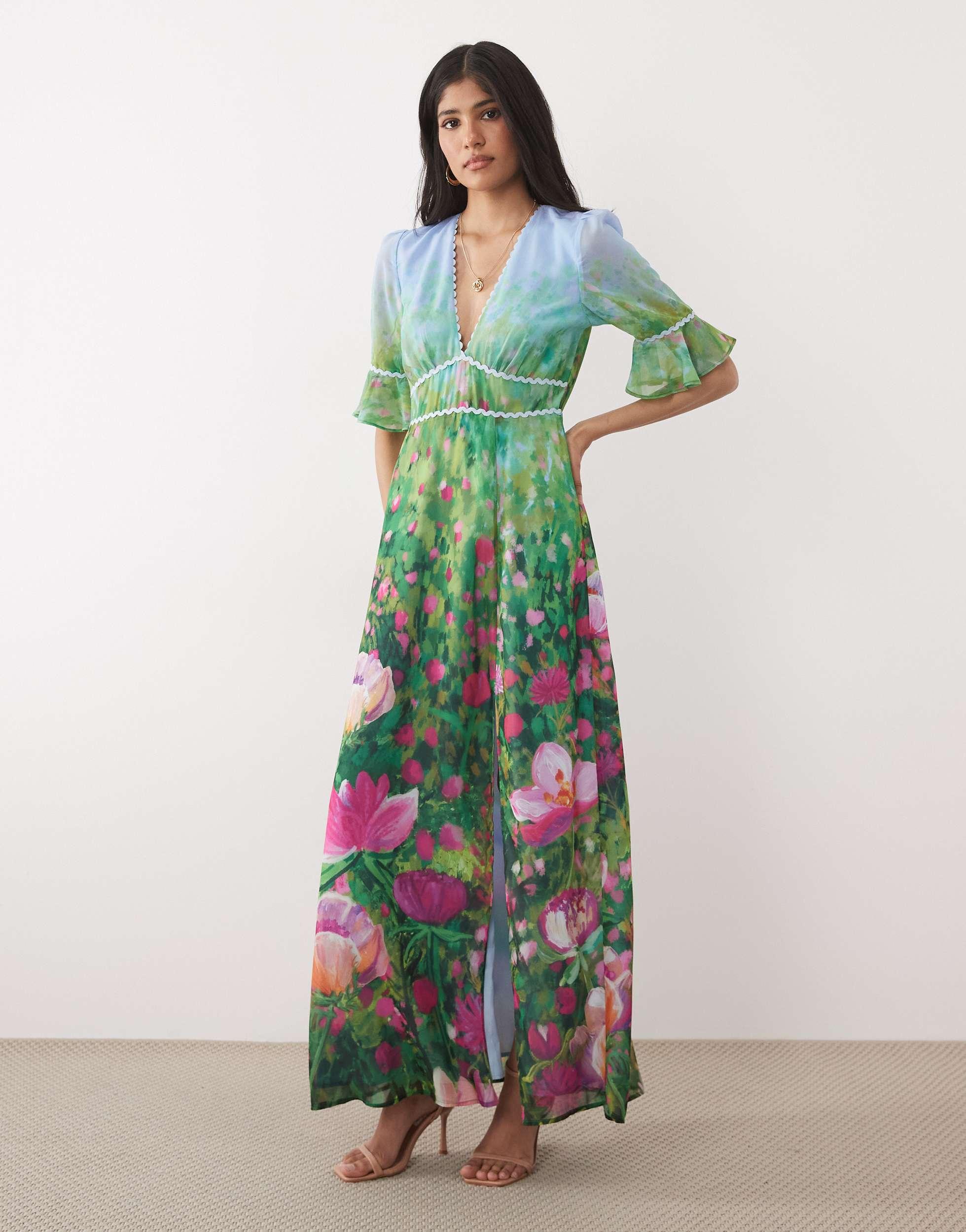 hope and ivy maxi dress Hope & Ivy v neck button front long sleeved maxi dress in blue floral
