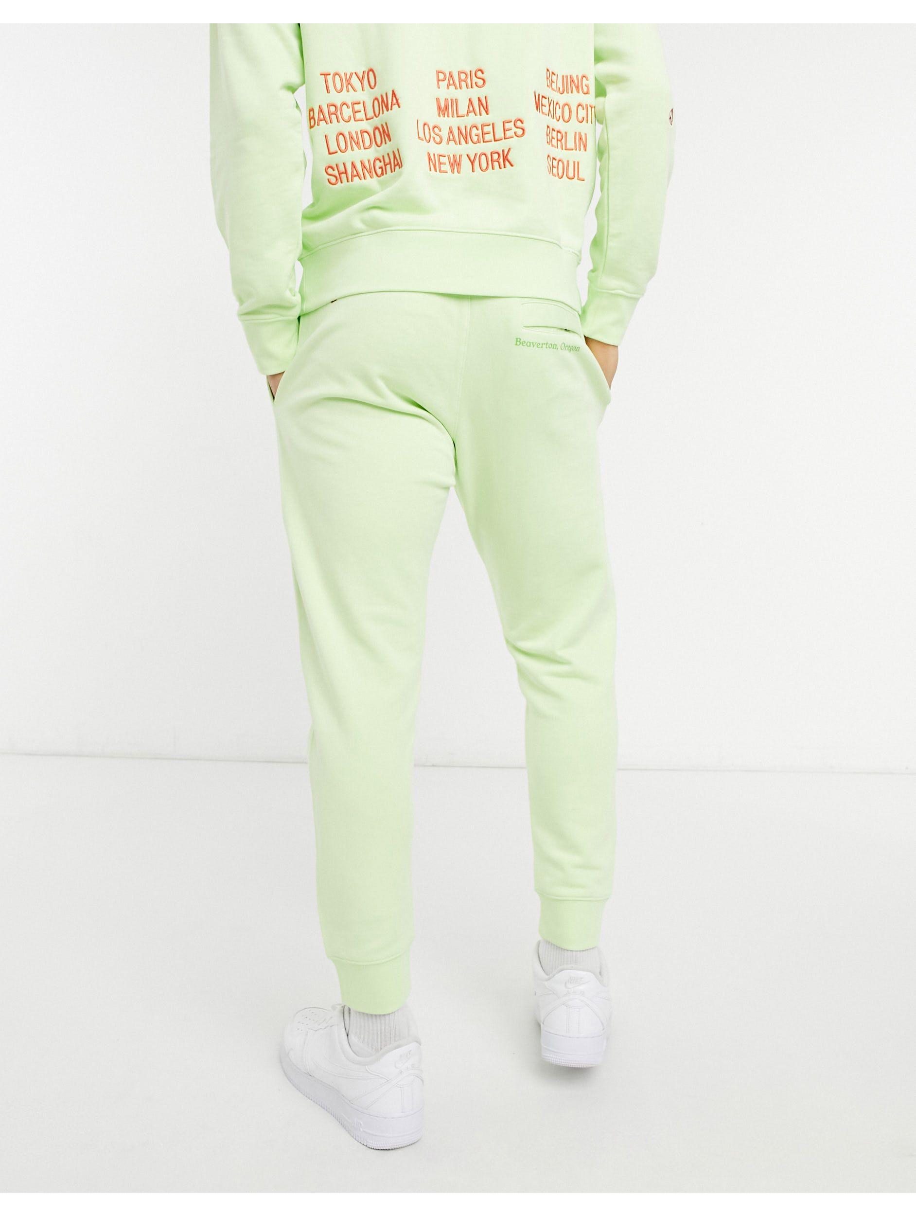 World tour pack - jogger resserré aux chevilles à imprimé graphique - citron  Nike pour homme en coloris Vert - Lyst