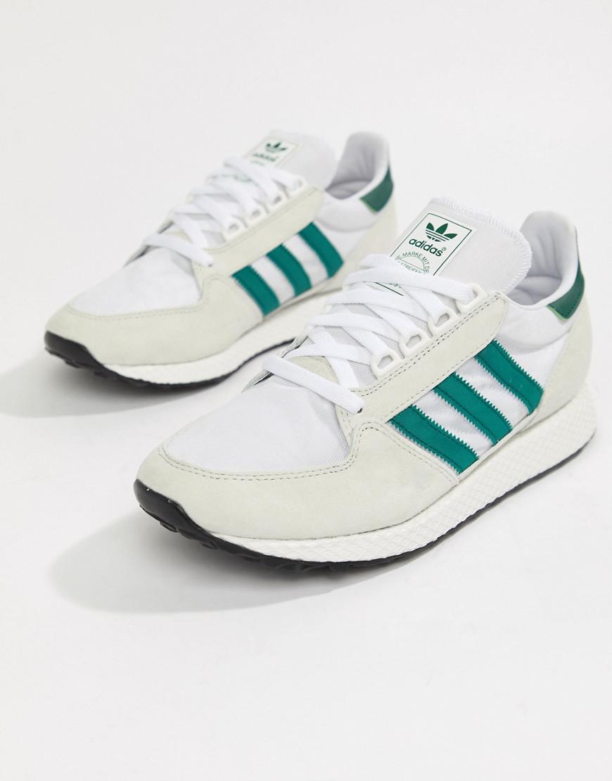 adidas originals forest grove trainers in white