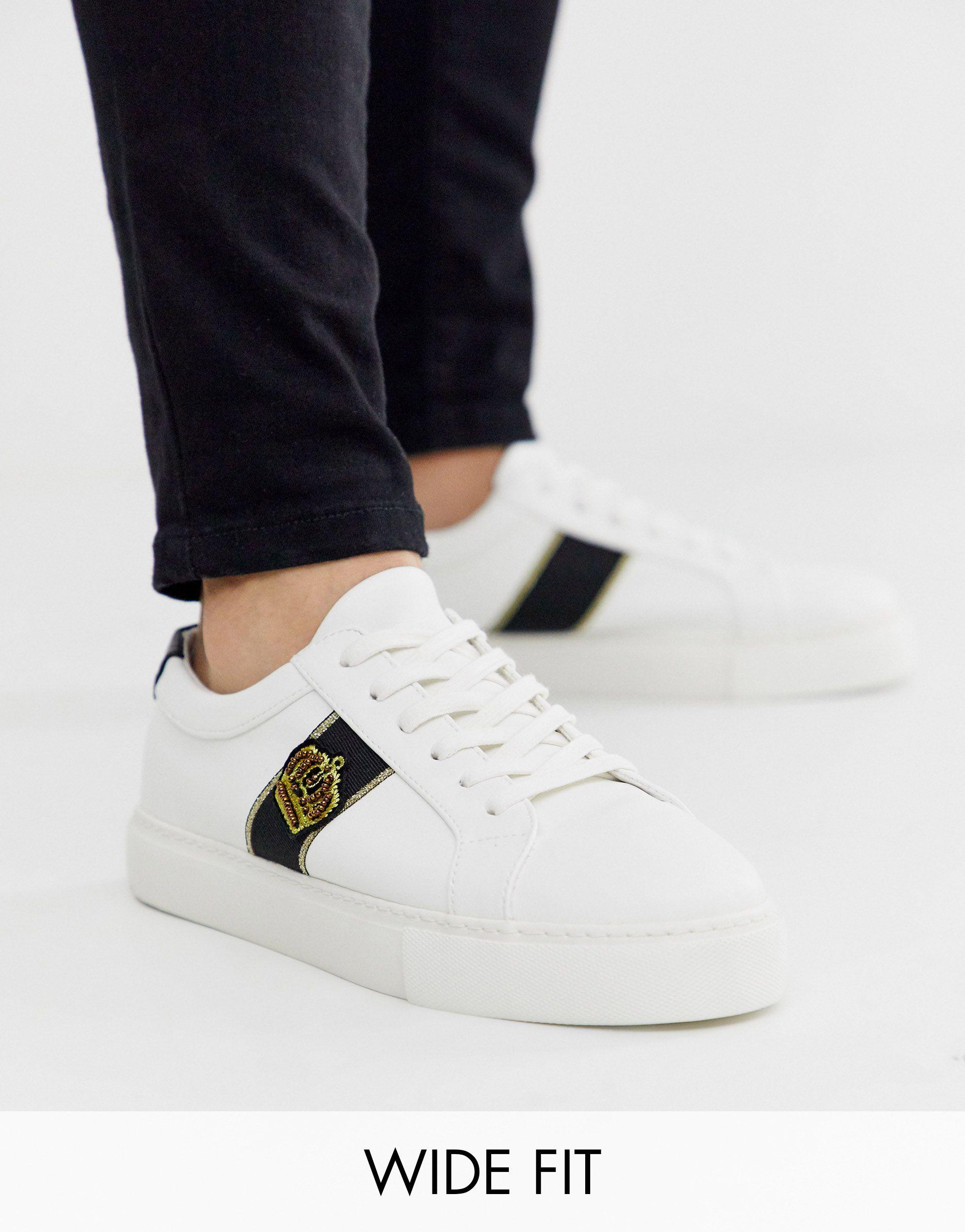 wide fit sneakers mens