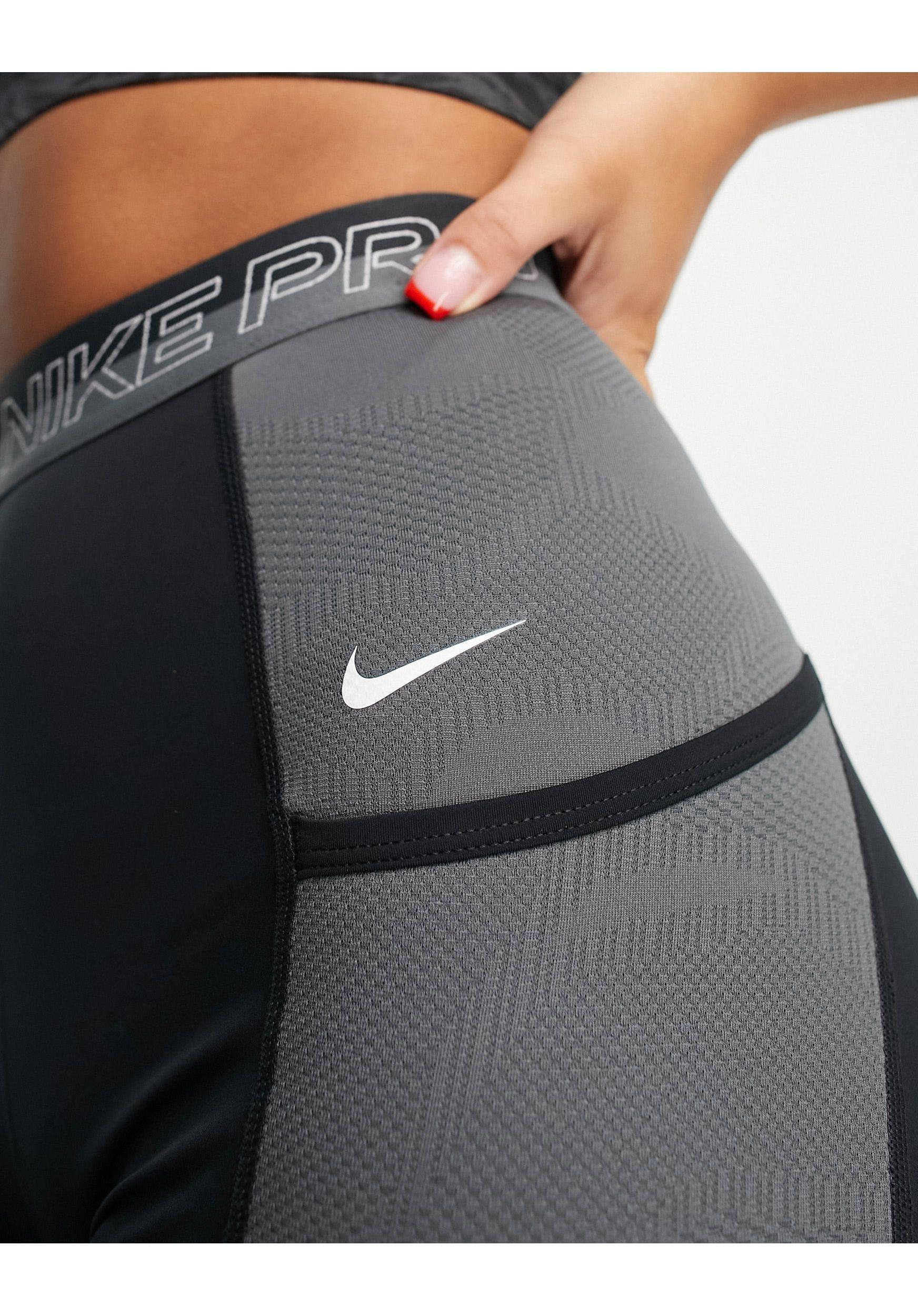 Nike Nike Pro Femme Training Dri Fit Half 3 Inch Booty Shorts in Black |  Lyst UK