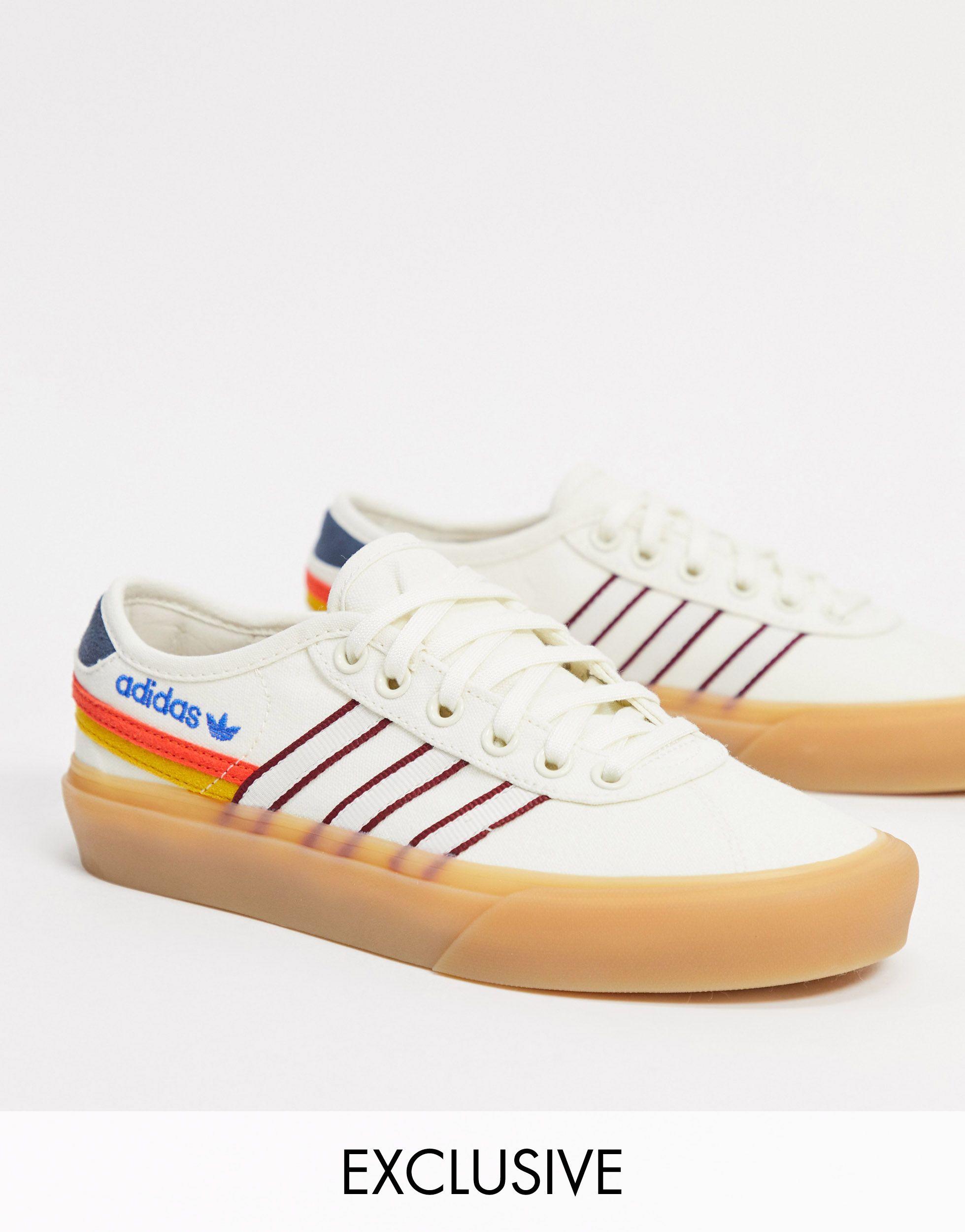 Zapatillas en color hueso Delpala Happy Camping exclusivas en ASOS adidas  Originals de Caucho de color Blanco | Lyst