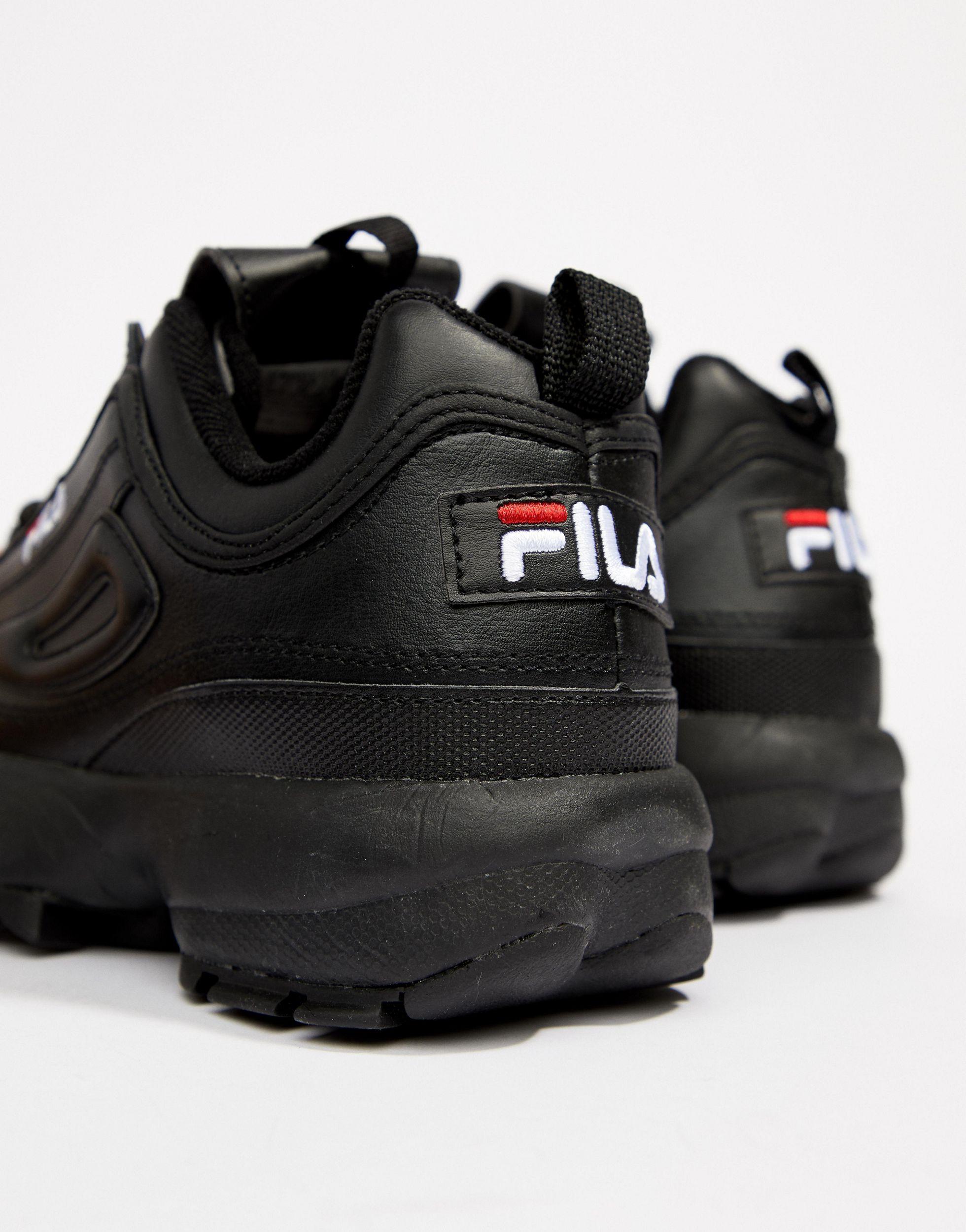 black fila disruptor