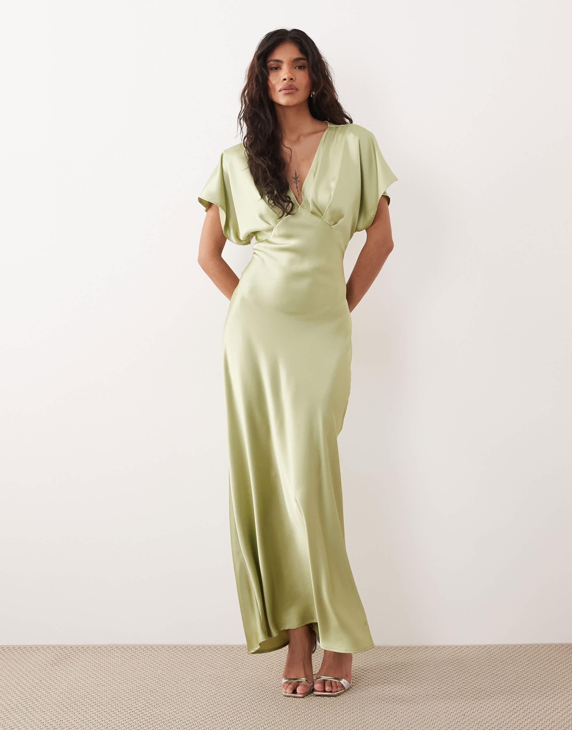 gina tricot green dress Gina Tricot Batwing Plunge Satin Maxi Dress in Green