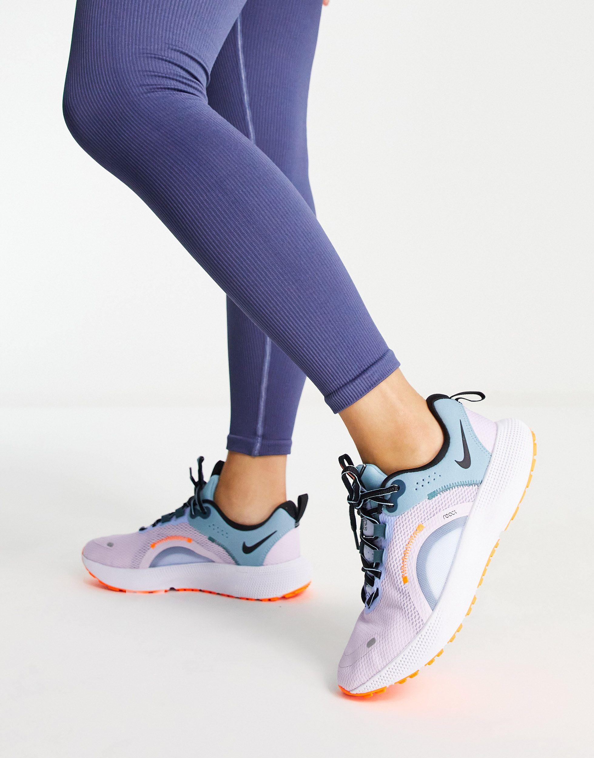 Nike React Escape Run 2 Sneakers in Blue | Lyst