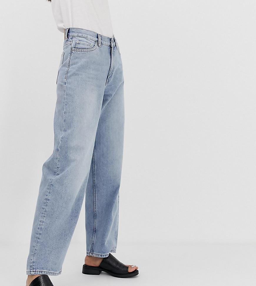 low waist wide leg jeans