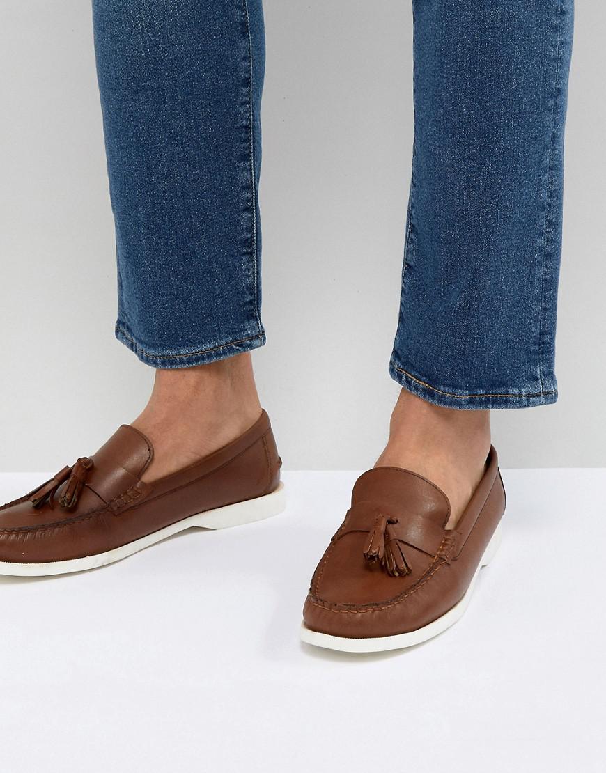 boat shoes with tassels