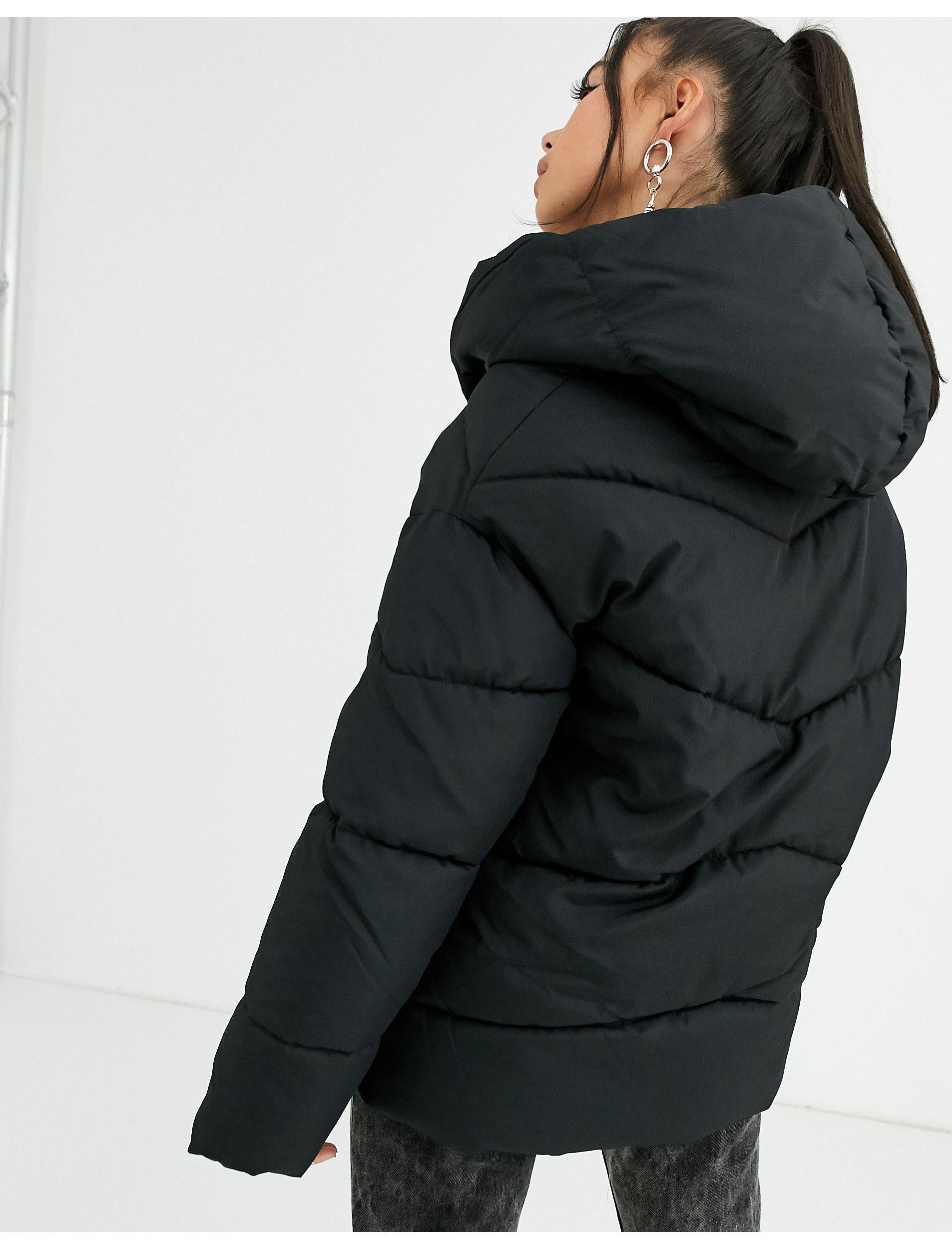 Bershka Synthetic Longline Puffer Coat With Hood in Black | Lyst Canada