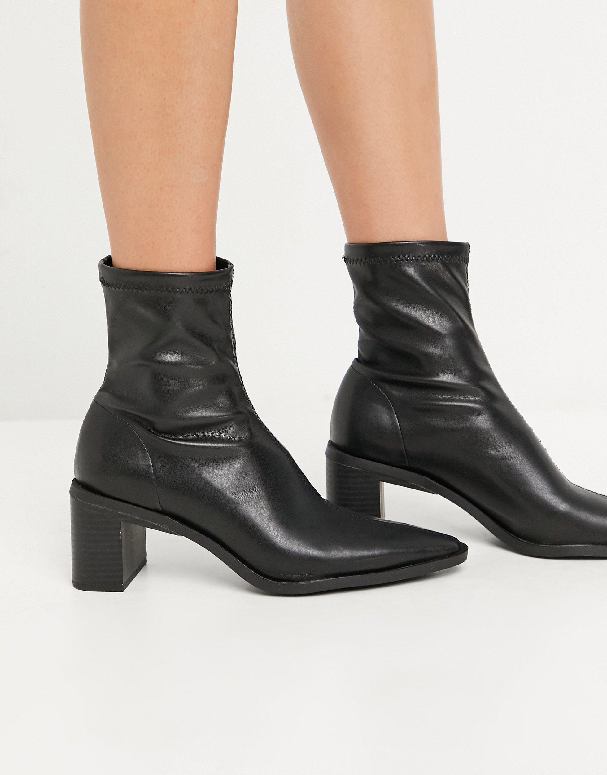 Pull\u0026Bear Point Toe Heeled Ankle Boot 