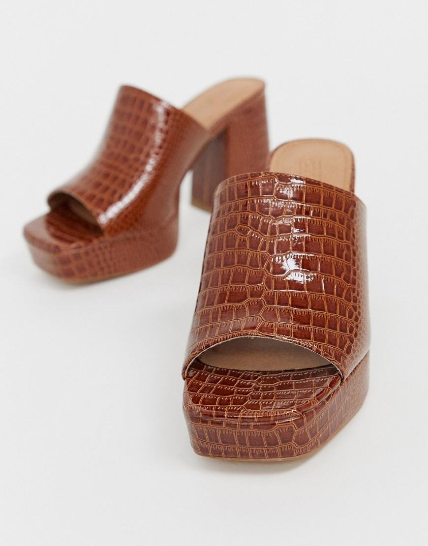 ladies leather mules wide fit