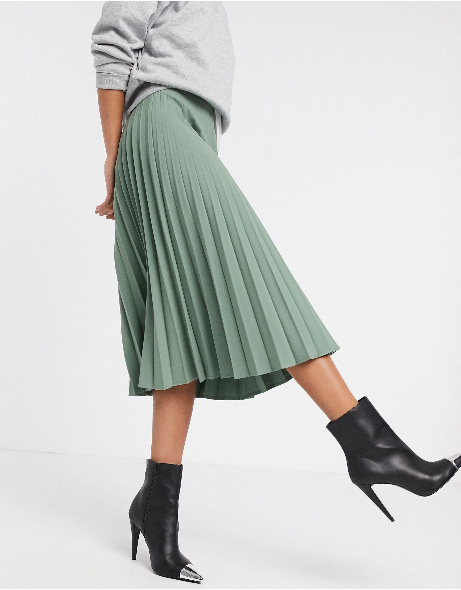 stradivarius pleated midi skirt in white