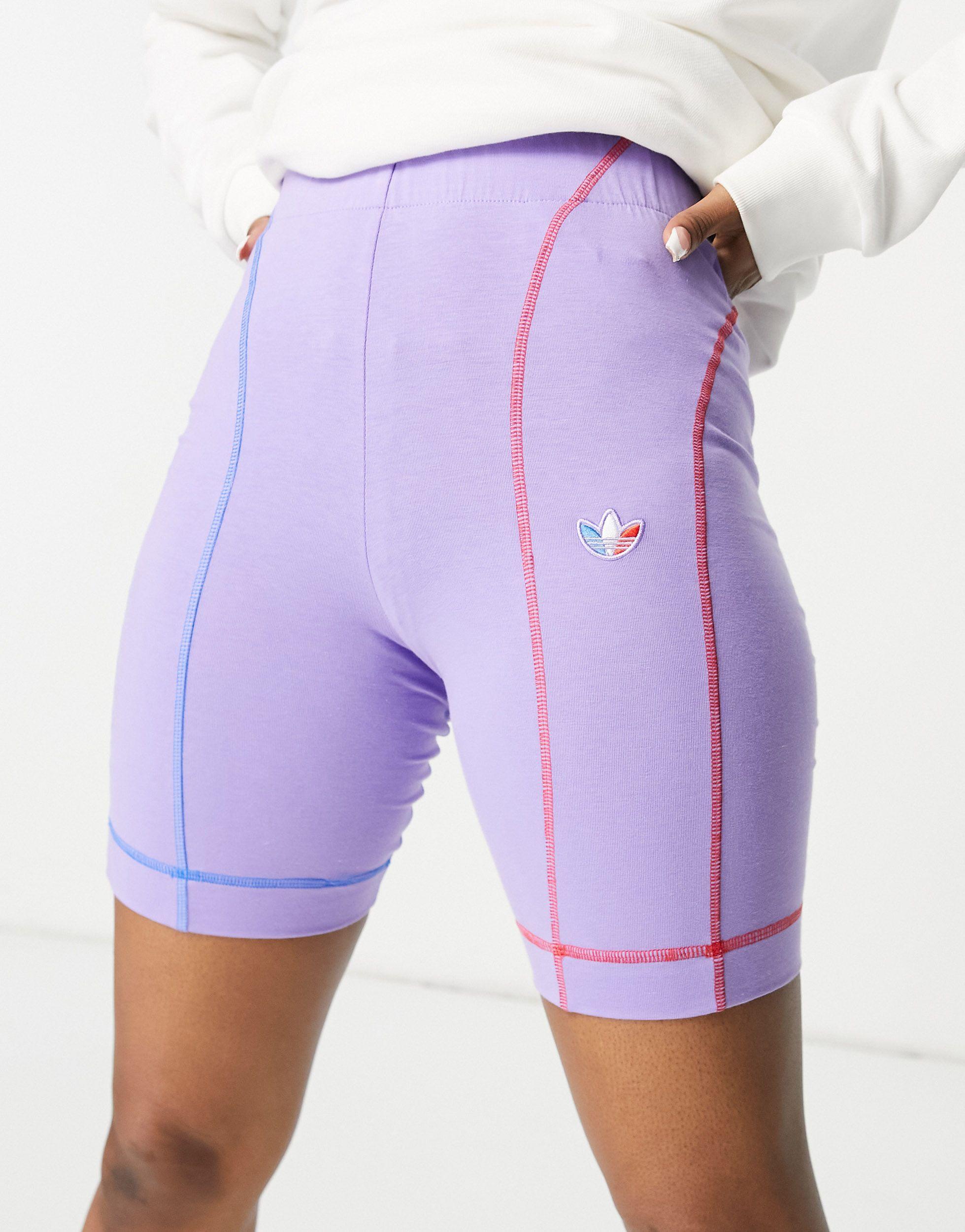 Adicolor - leggings corti con logo con trifoglio di adidas Originals in  Viola | Lyst