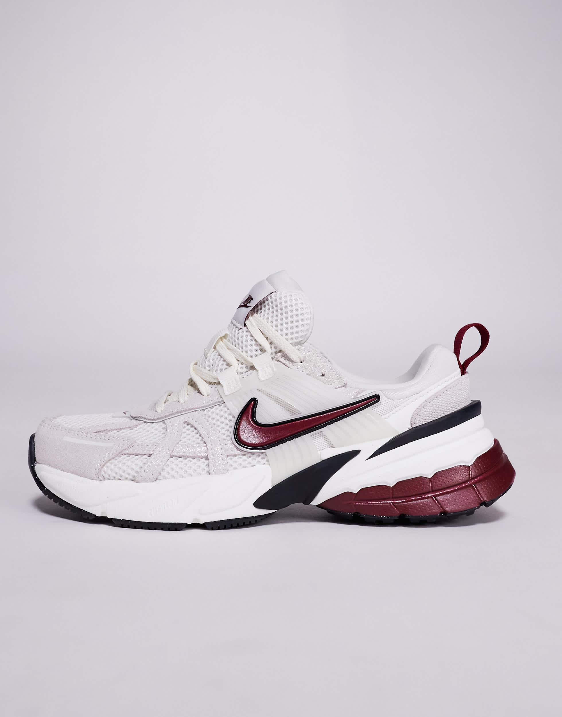 nike running shoes with sparkles