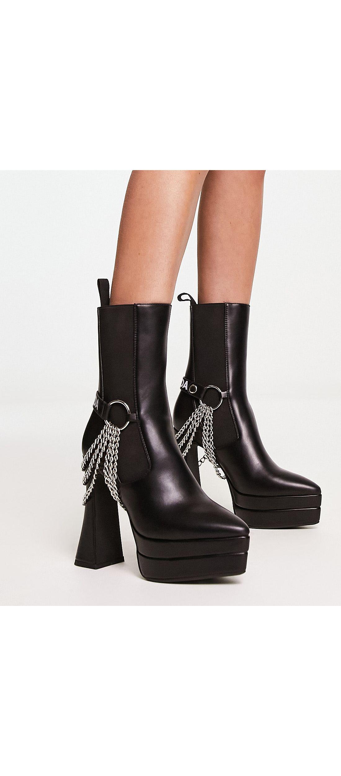 LAMODA Crown Heeled Platform Boots With Chain Detail in Black | Lyst