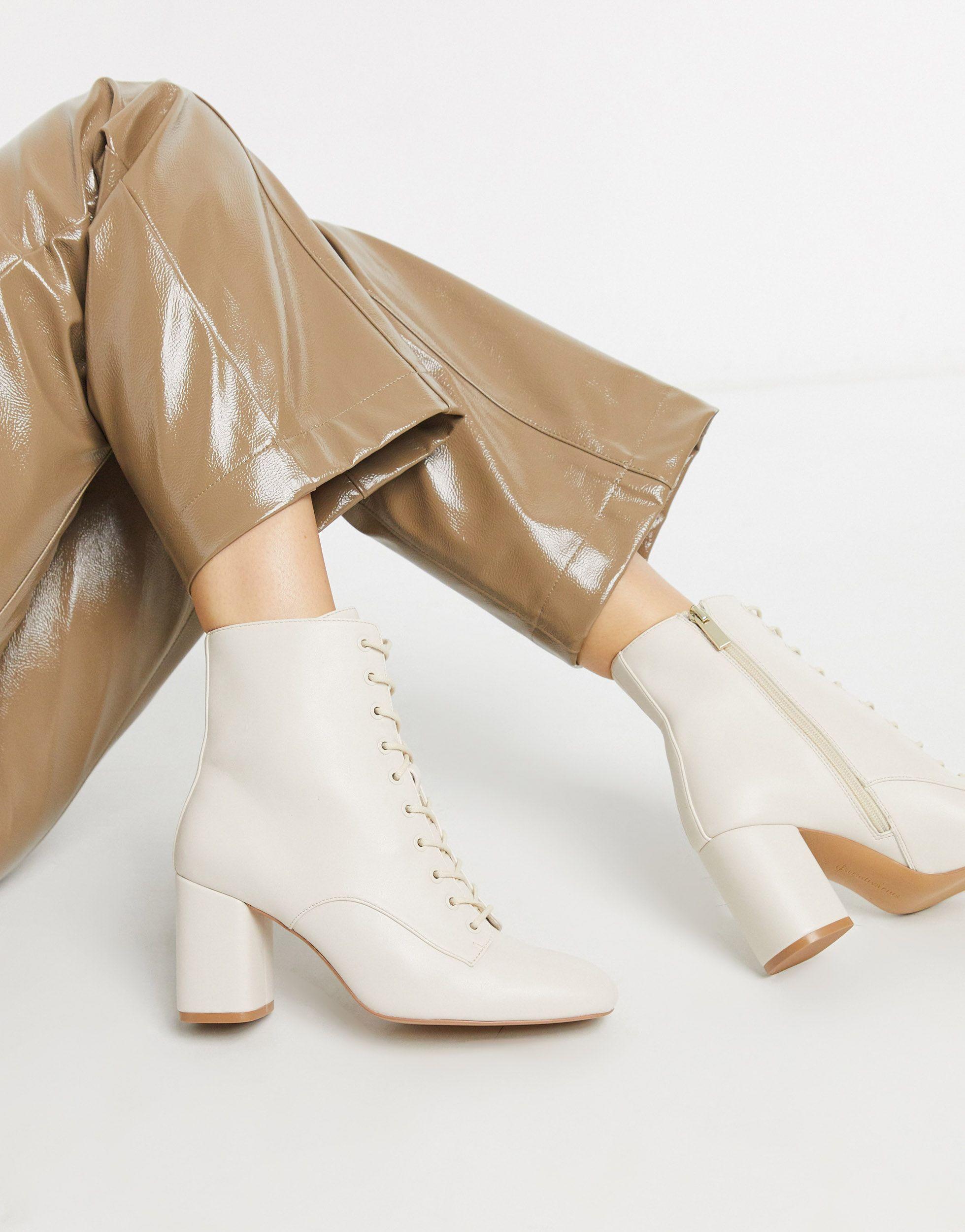 Back, back, back (part tissue together Stradivarius Lace Up Ankle Boots in White | Lyst