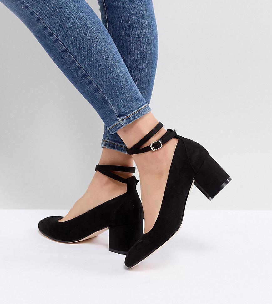 black mid block heel shoes