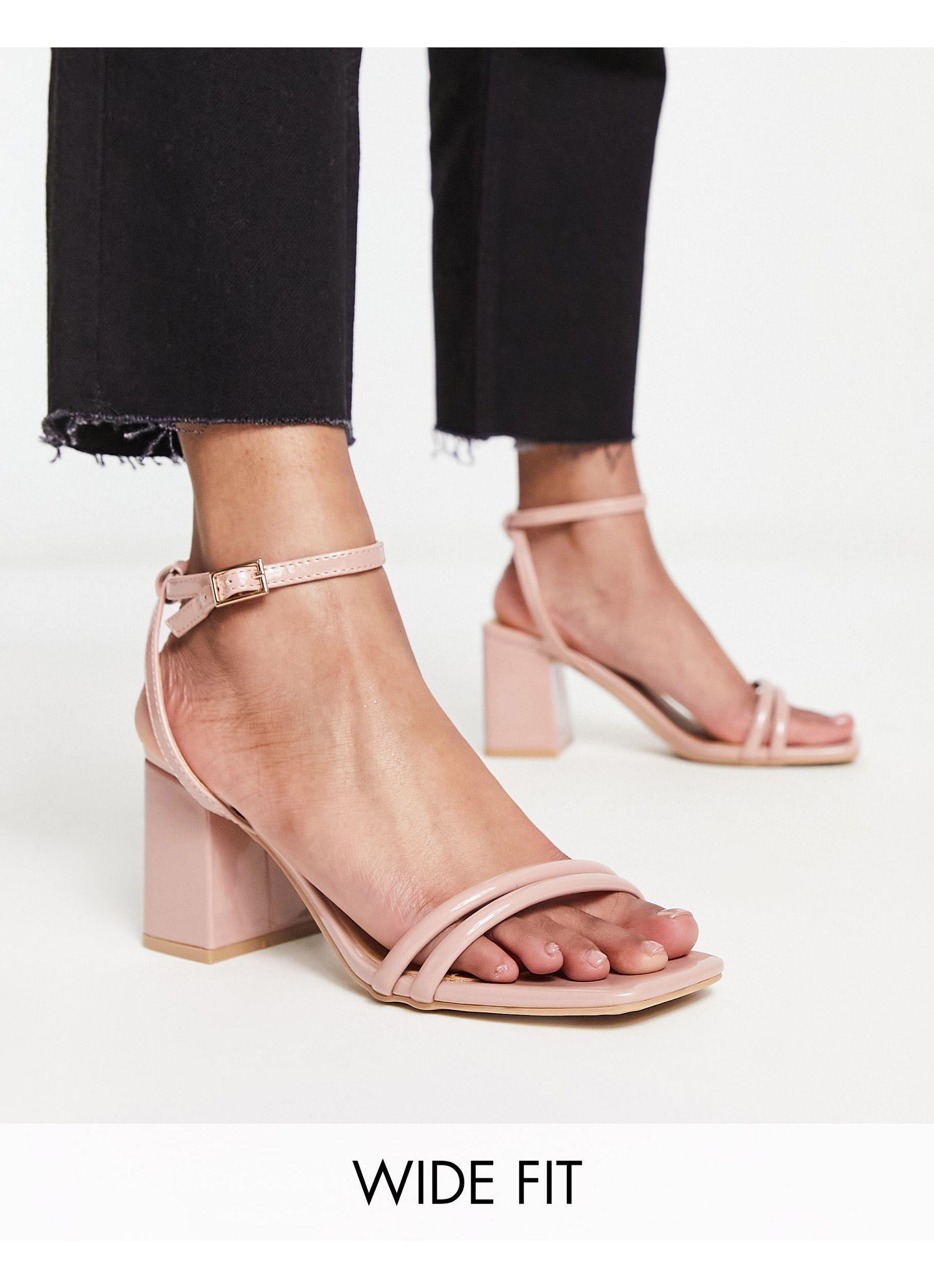 Barely there hotsell sandals block heel