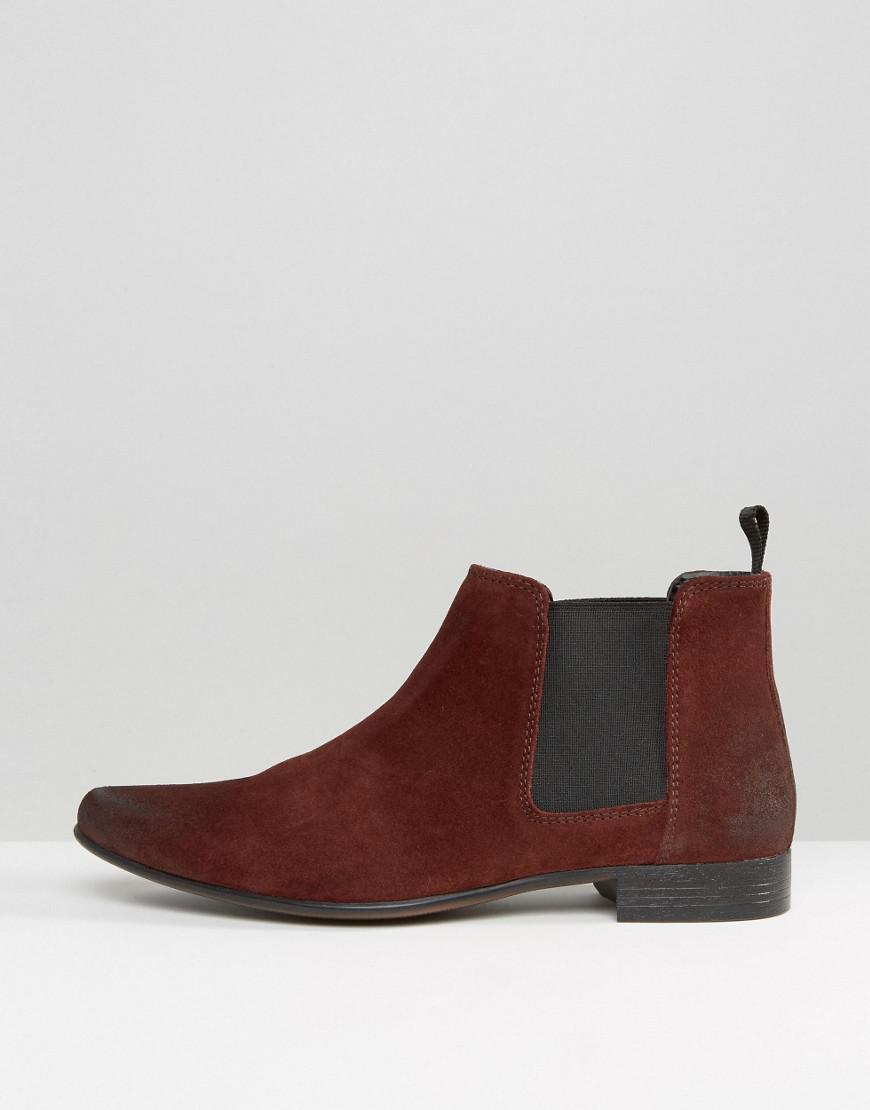 black clog shoes