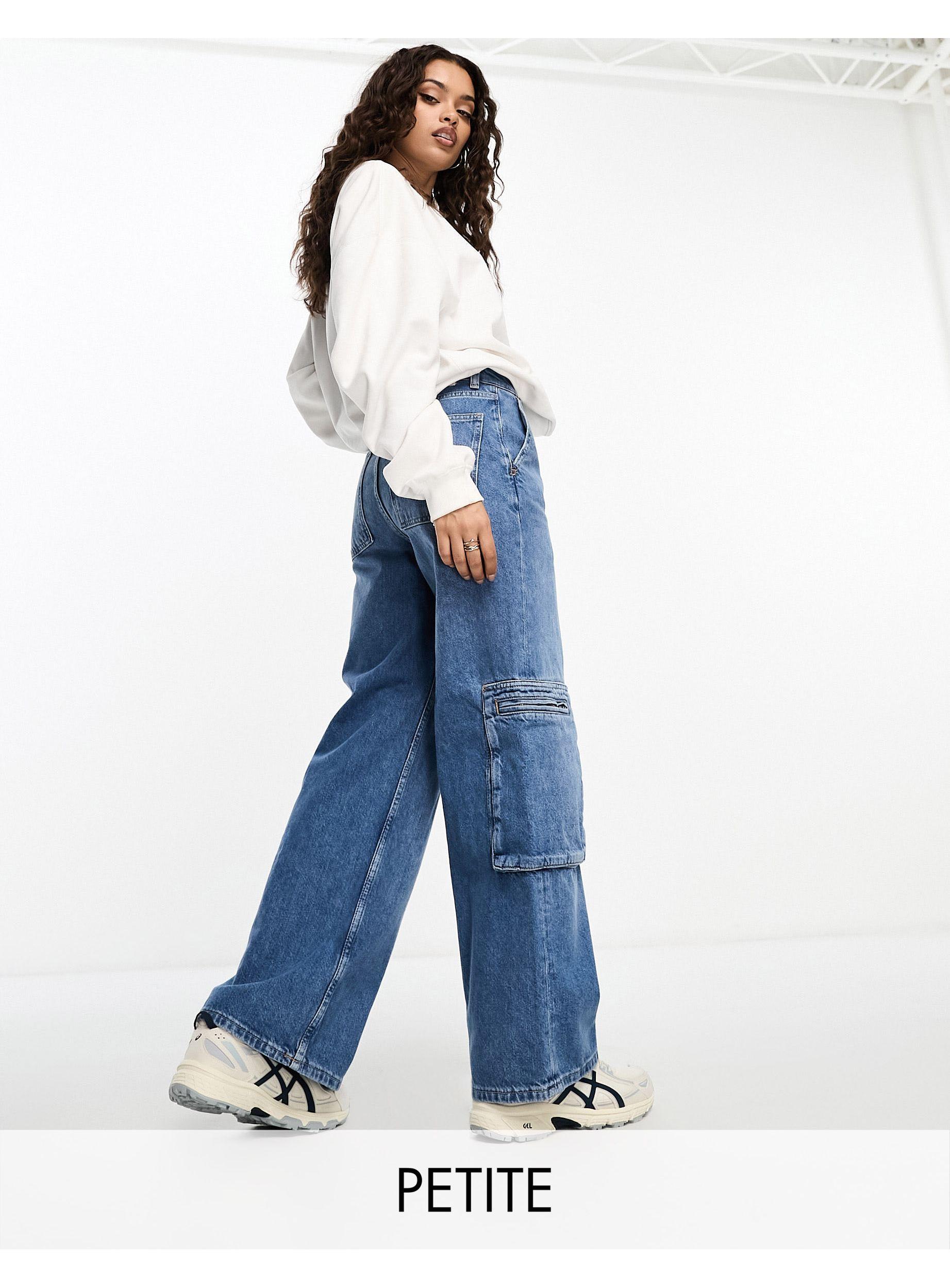 Only Petite Hope Wide Leg Cargo Jeans in Blue | Lyst