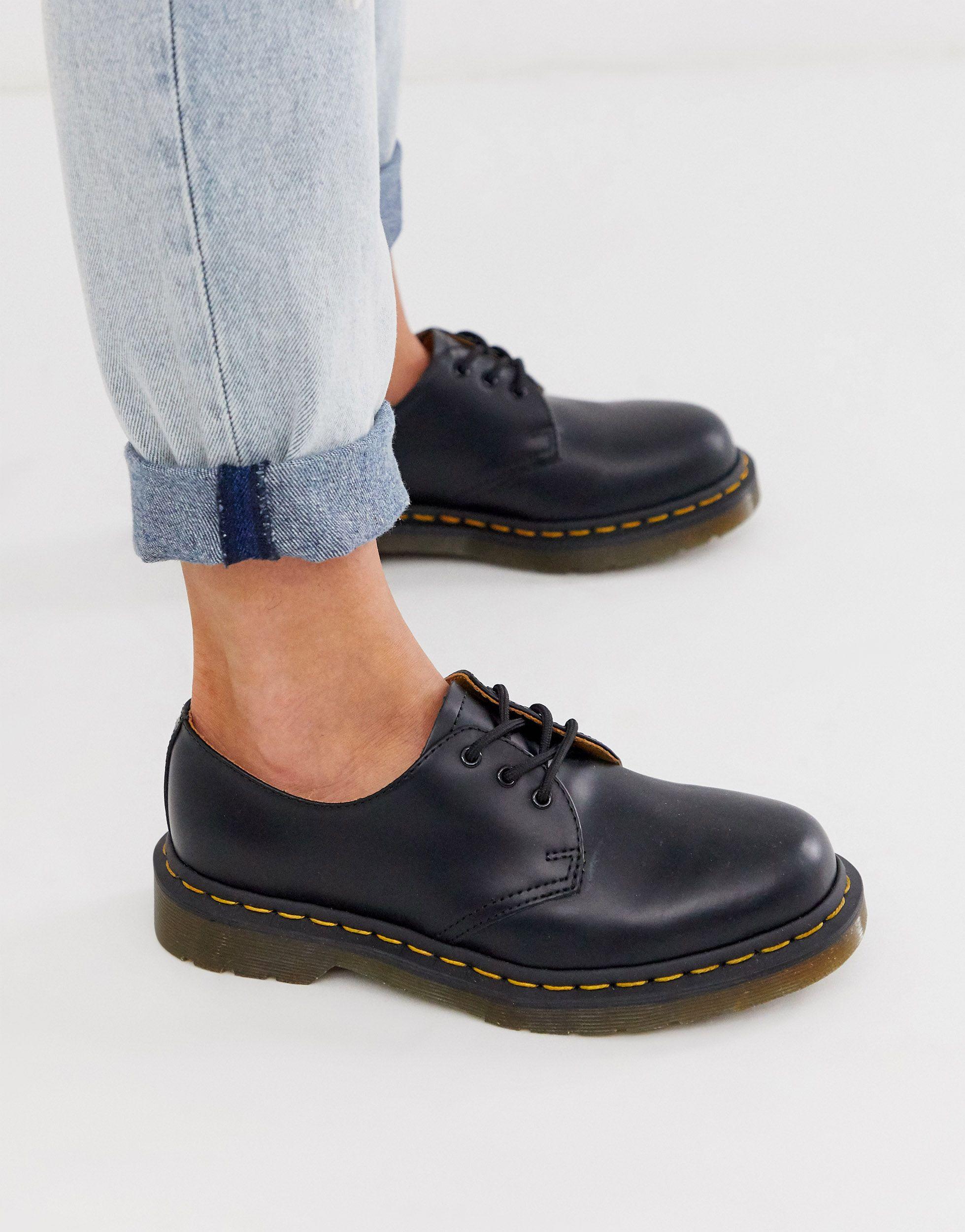 Dr. Martens Leather 1461 3-eye Gibson Flat Shoes in Black - Lyst