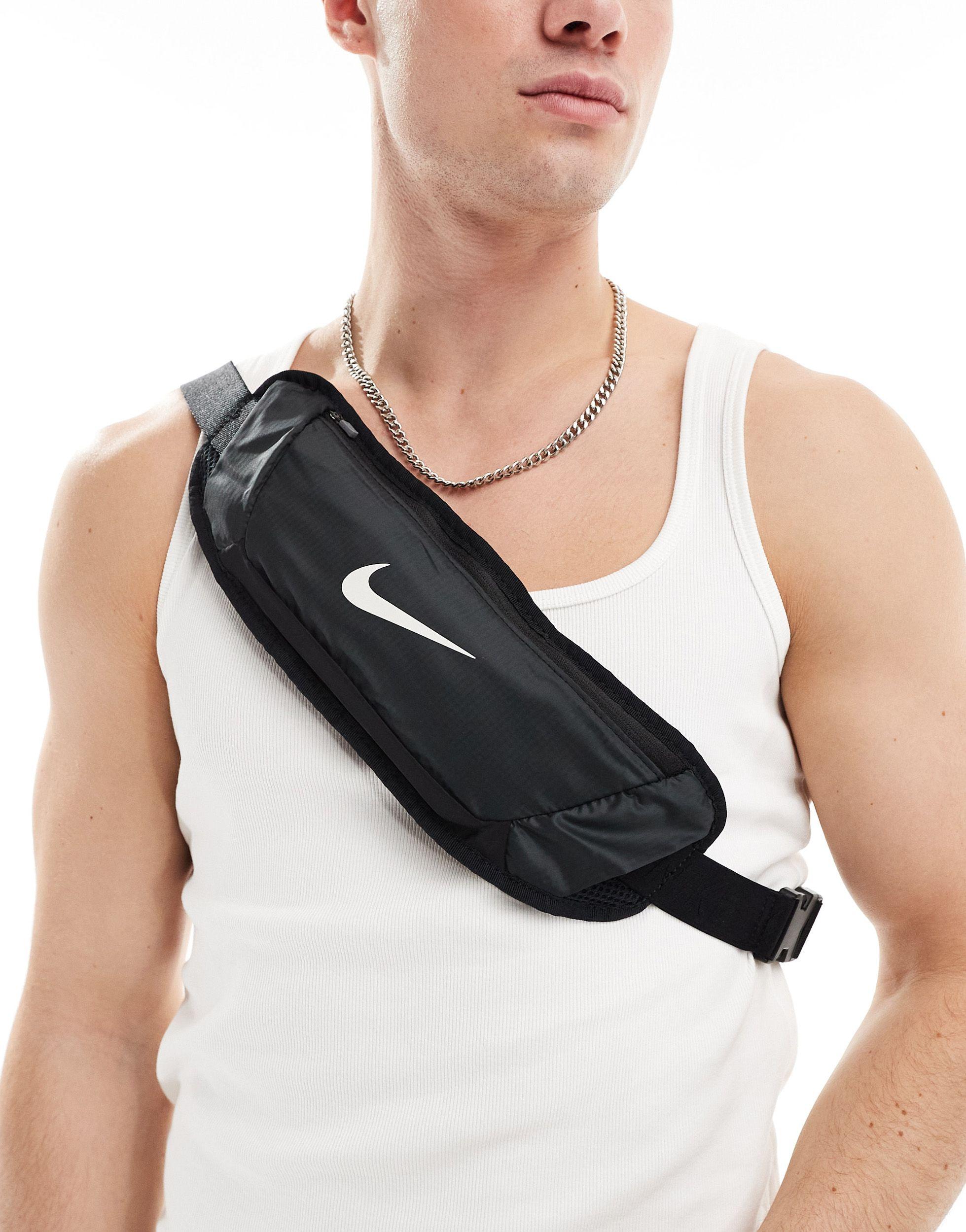 Nike Challenger 2.0 Grote Heuptas in het Zwart voor heren Lyst NL