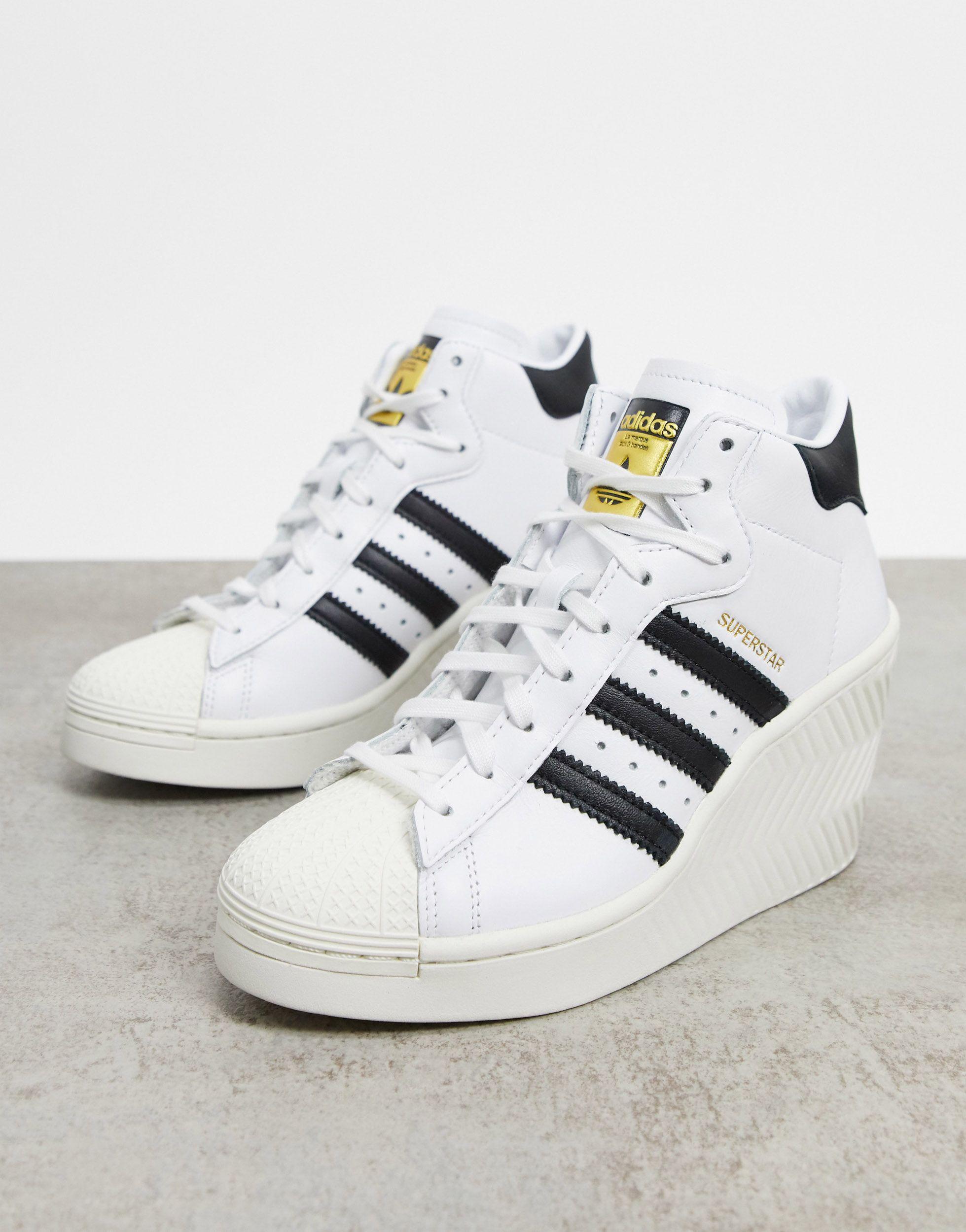 adidas Originals – Superstar – Sneaker mit Absatz im Stil der 80er in Weiß  | Lyst AT