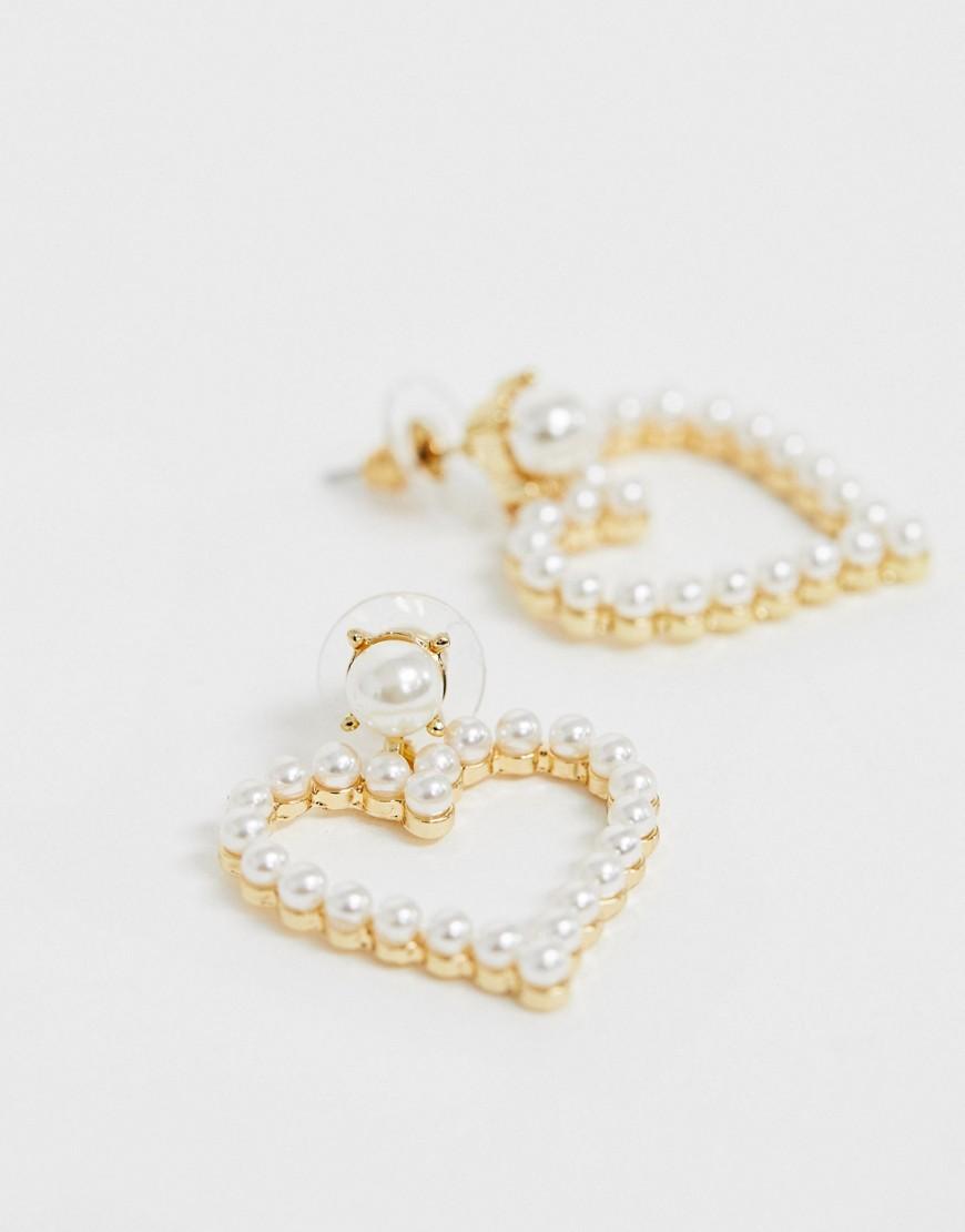 True Decadence Pearl Heart Drop Earrings in Gold (Metallic) - Lyst