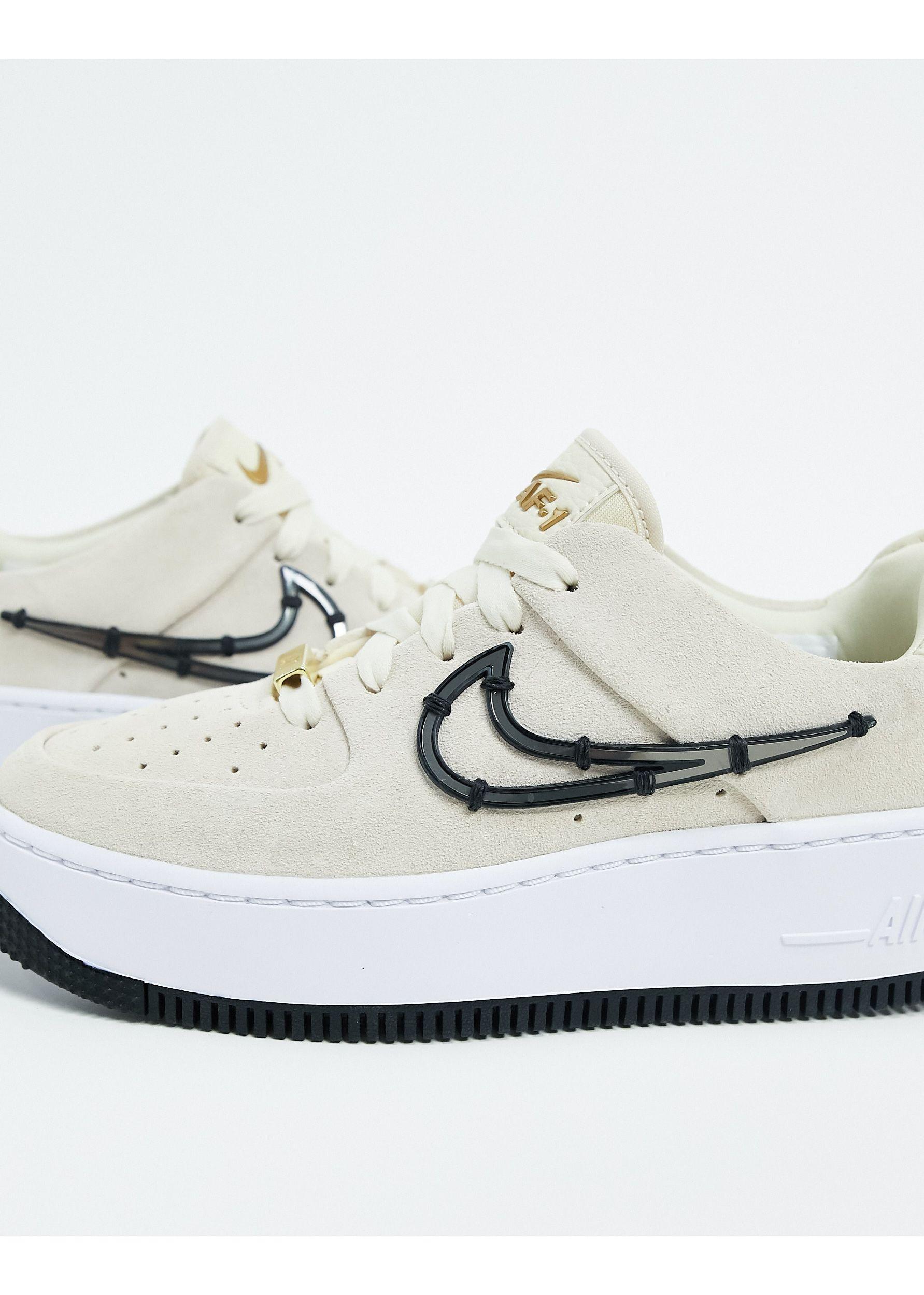 Air - Force 1 - Sneakers salvia con logo e cuciture metallizzate ... Air - Force 1 - Sneakers salvia con logo e cuciture metallizzate ...